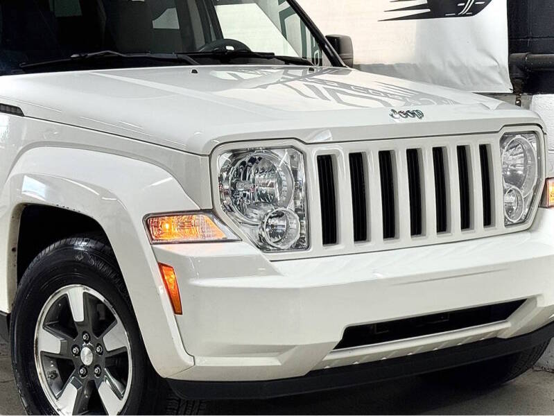 jeep liberty 2008 1J8GN28K88W247057 image jeep liberty 2008 1J8GN28K88W247057 image