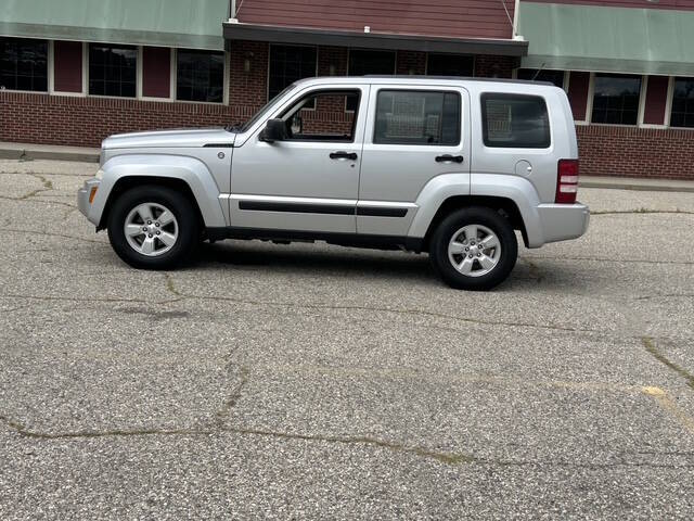 jeep liberty 2009 1J8GN28K29W536016 image jeep liberty 2009 1J8GN28K29W536016 image