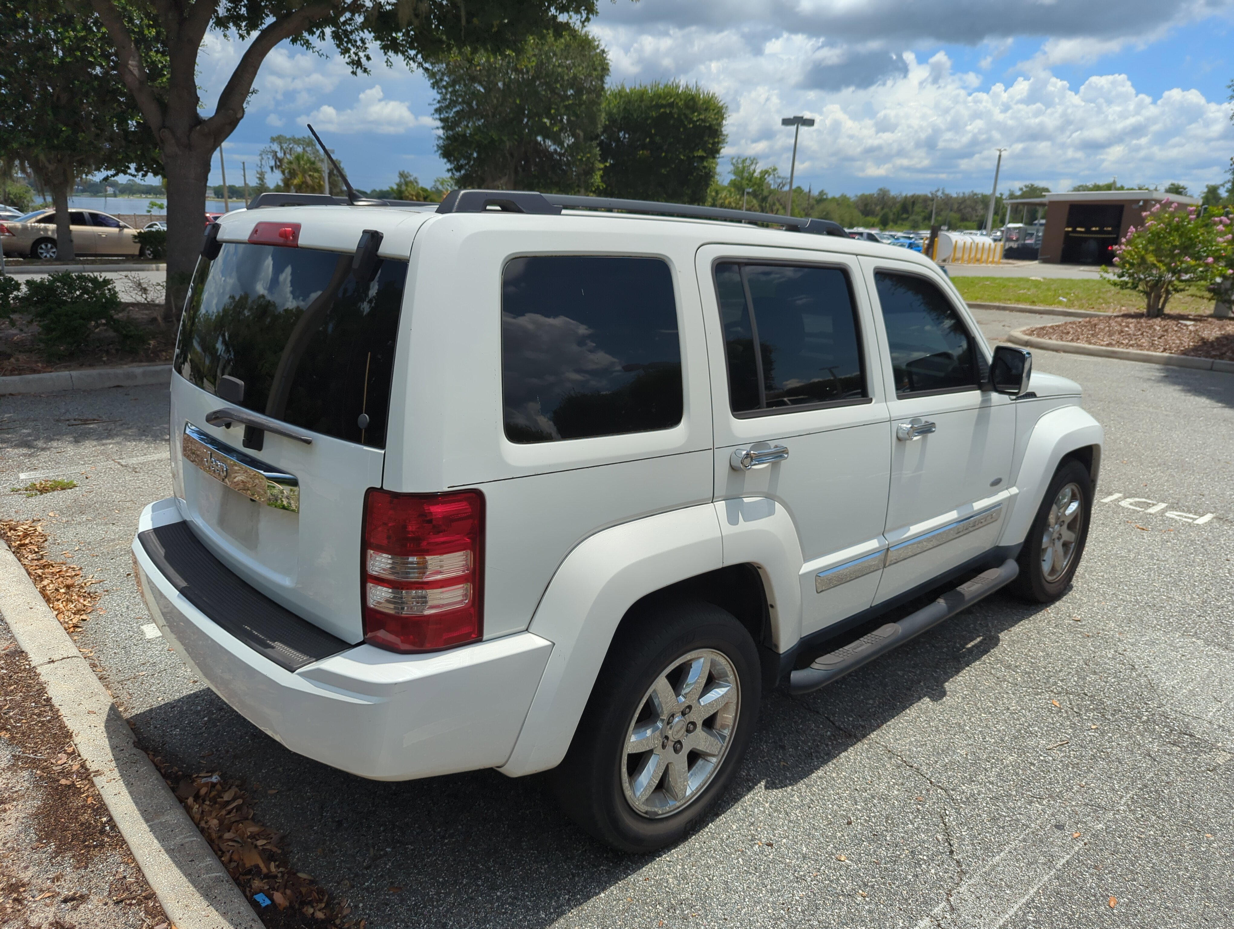 jeep liberty 2012 1C4PJLAK6CW166327 image jeep liberty 2012 1C4PJLAK6CW166327 image