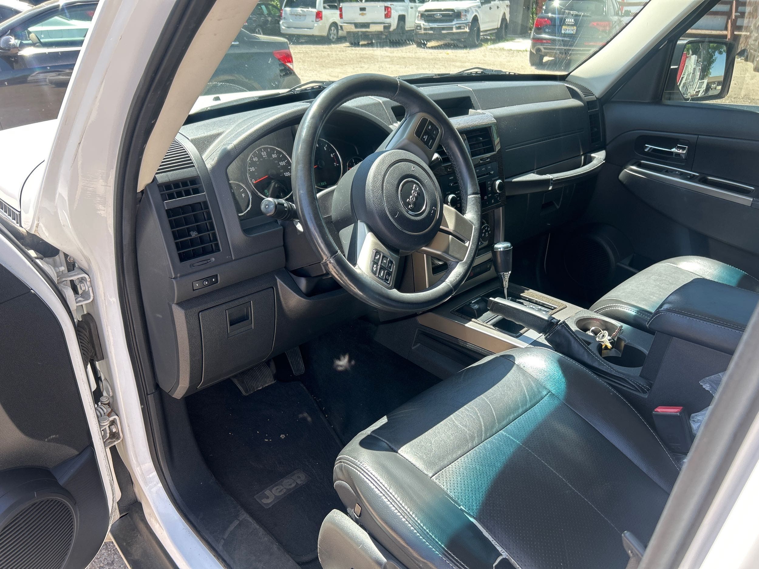 jeep liberty 2012 1C4PJMCK0CW146013 image jeep liberty 2012 1C4PJMCK0CW146013 image