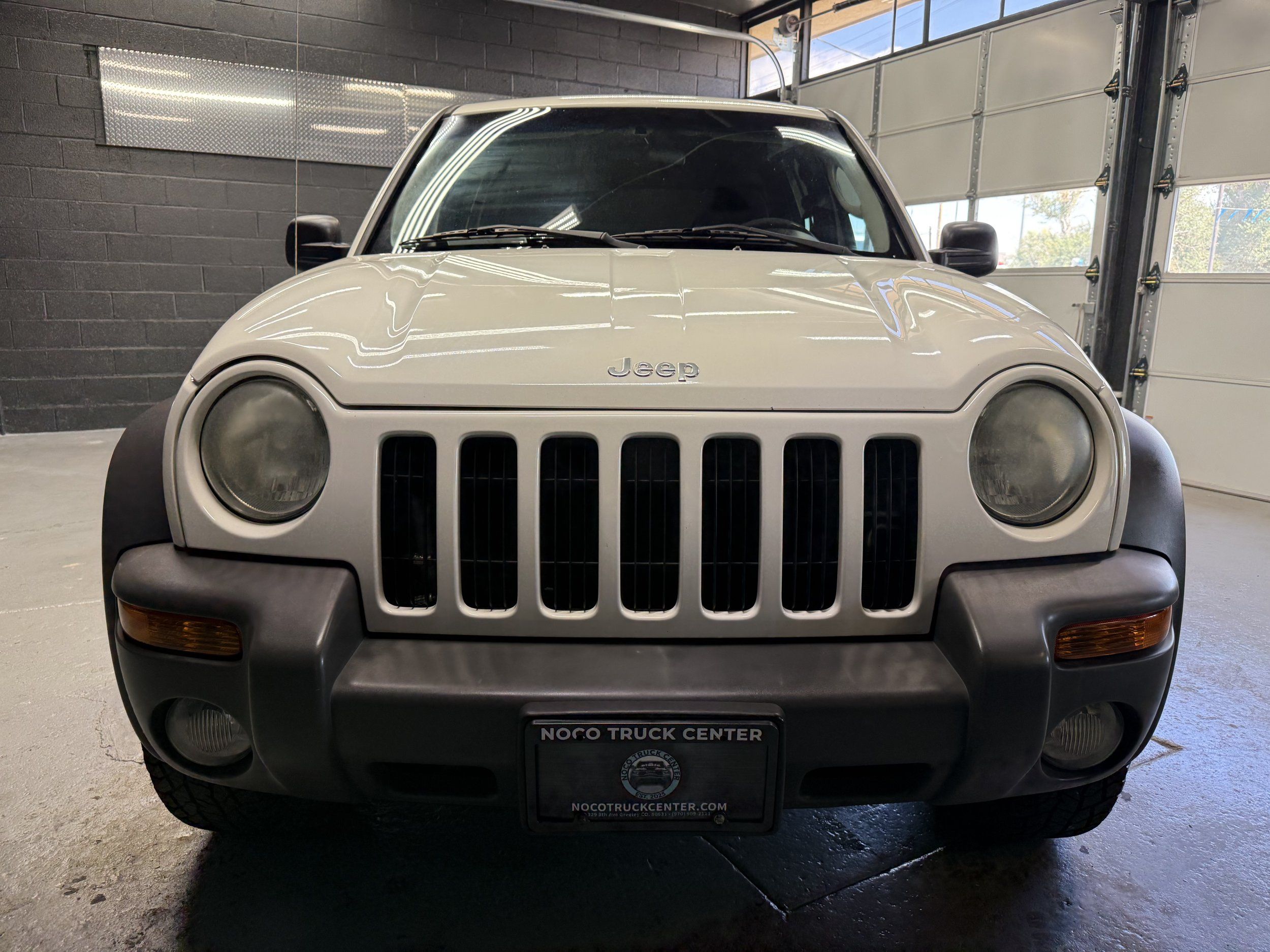 jeep liberty 2004 1J4GL48K04W195419 image jeep liberty 2004 1J4GL48K04W195419 image