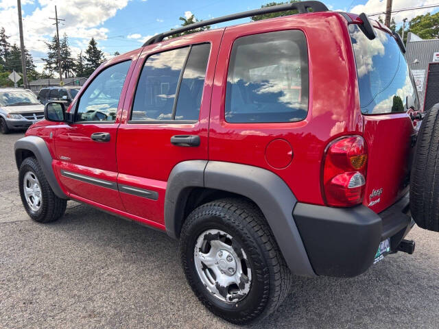 jeep liberty 2004 1J4GL48K84W232619 image jeep liberty 2004 1J4GL48K84W232619 image