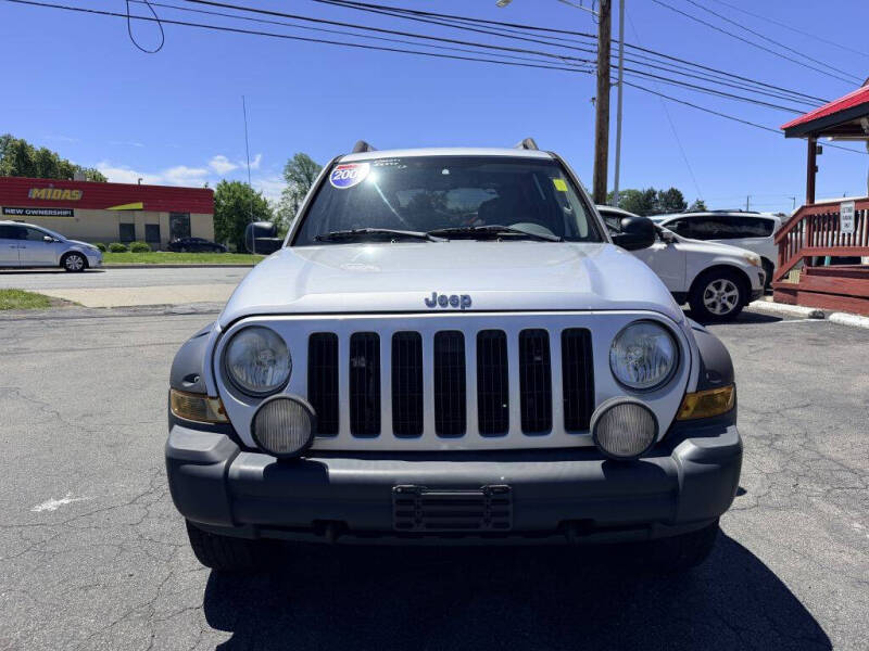 jeep liberty 2006 1J4GL38K66W244670 image jeep liberty 2006 1J4GL38K66W244670 image