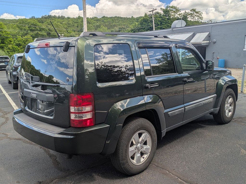 jeep liberty 2011 1J4PN2GK0BW592402 image jeep liberty 2011 1J4PN2GK0BW592402 image