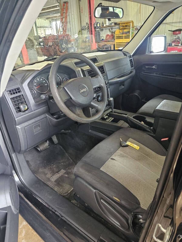 jeep liberty 2010 1J4PN2GK3AW107281 image jeep liberty 2010 1J4PN2GK3AW107281 image