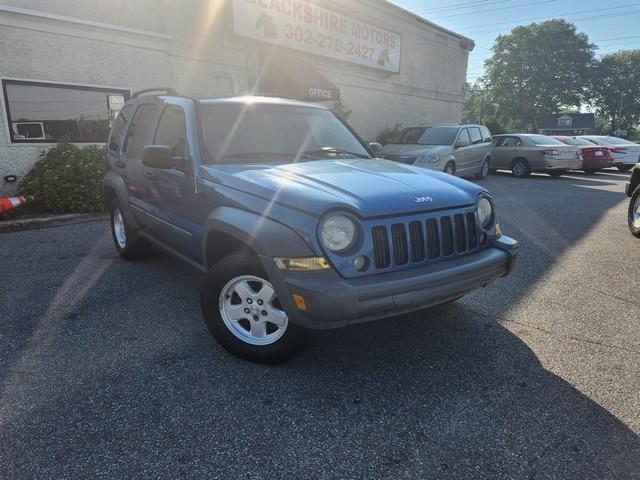 jeep liberty 2005 1J4GL48K05W521673 image jeep liberty 2005 1J4GL48K05W521673 image