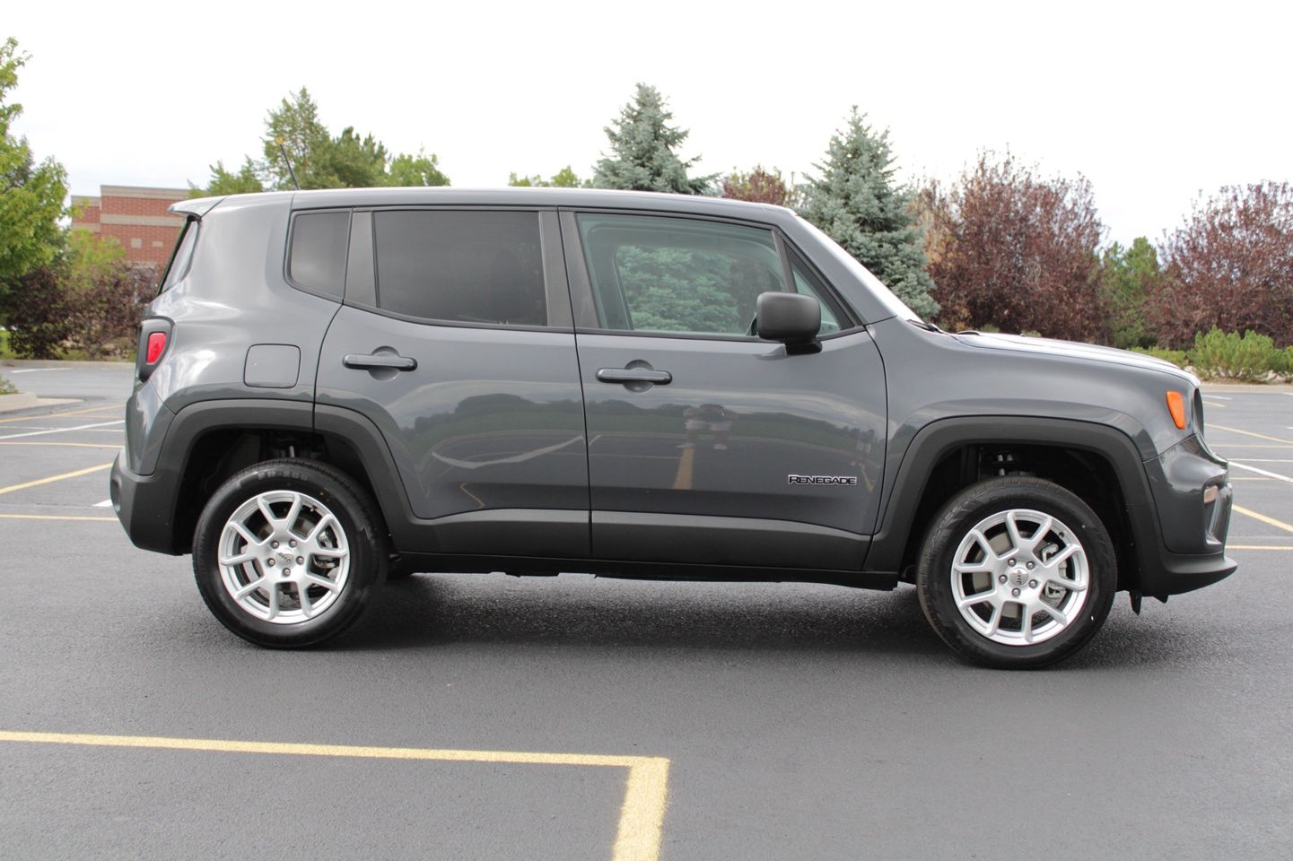 jeep renegade 2023 ZACNJDB12PPP68063 image jeep renegade 2023 ZACNJDB12PPP68063 image