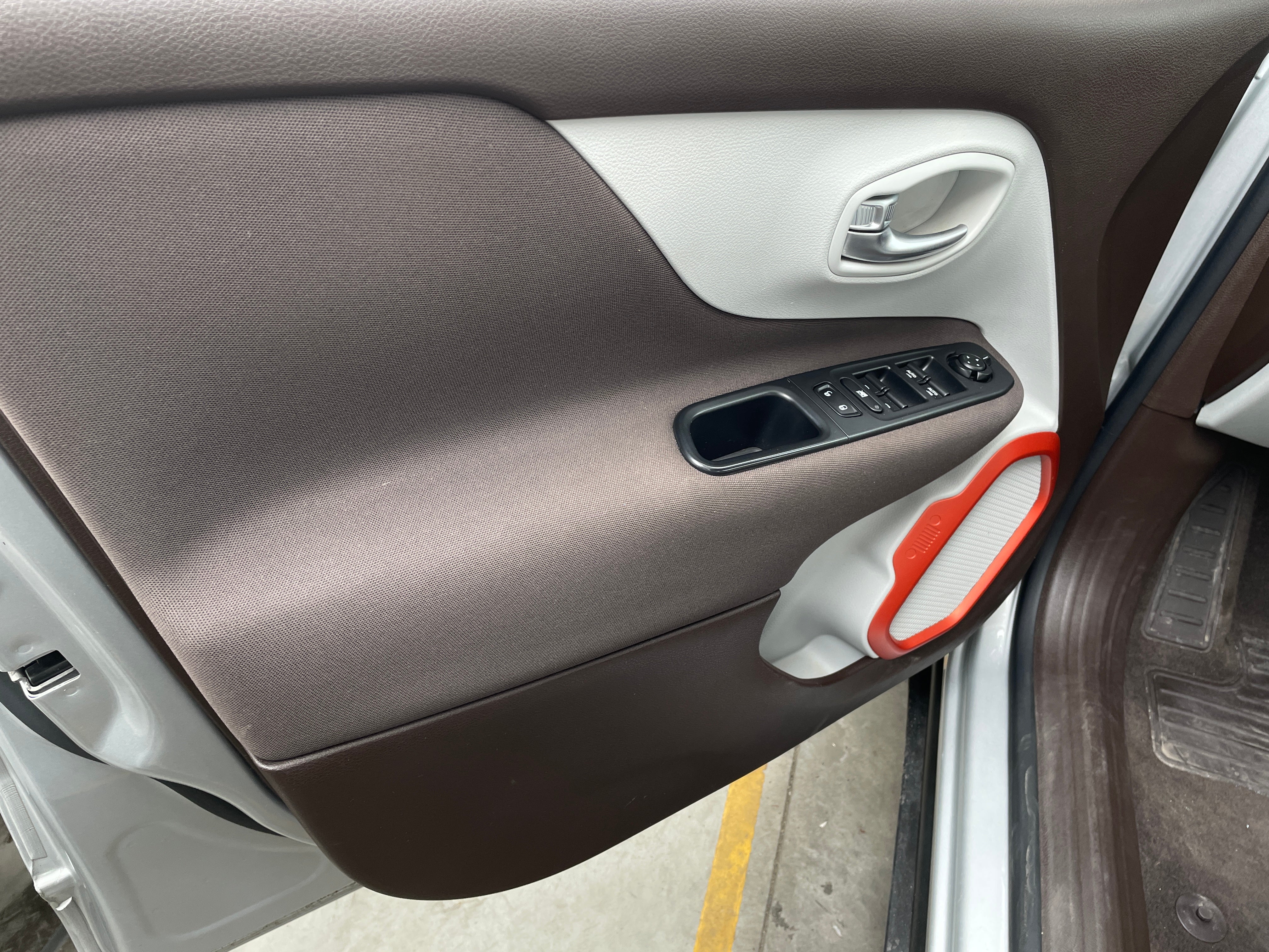 jeep renegade 2016 ZACCJBBW5GPD11788 image jeep renegade 2016 ZACCJBBW5GPD11788 image
