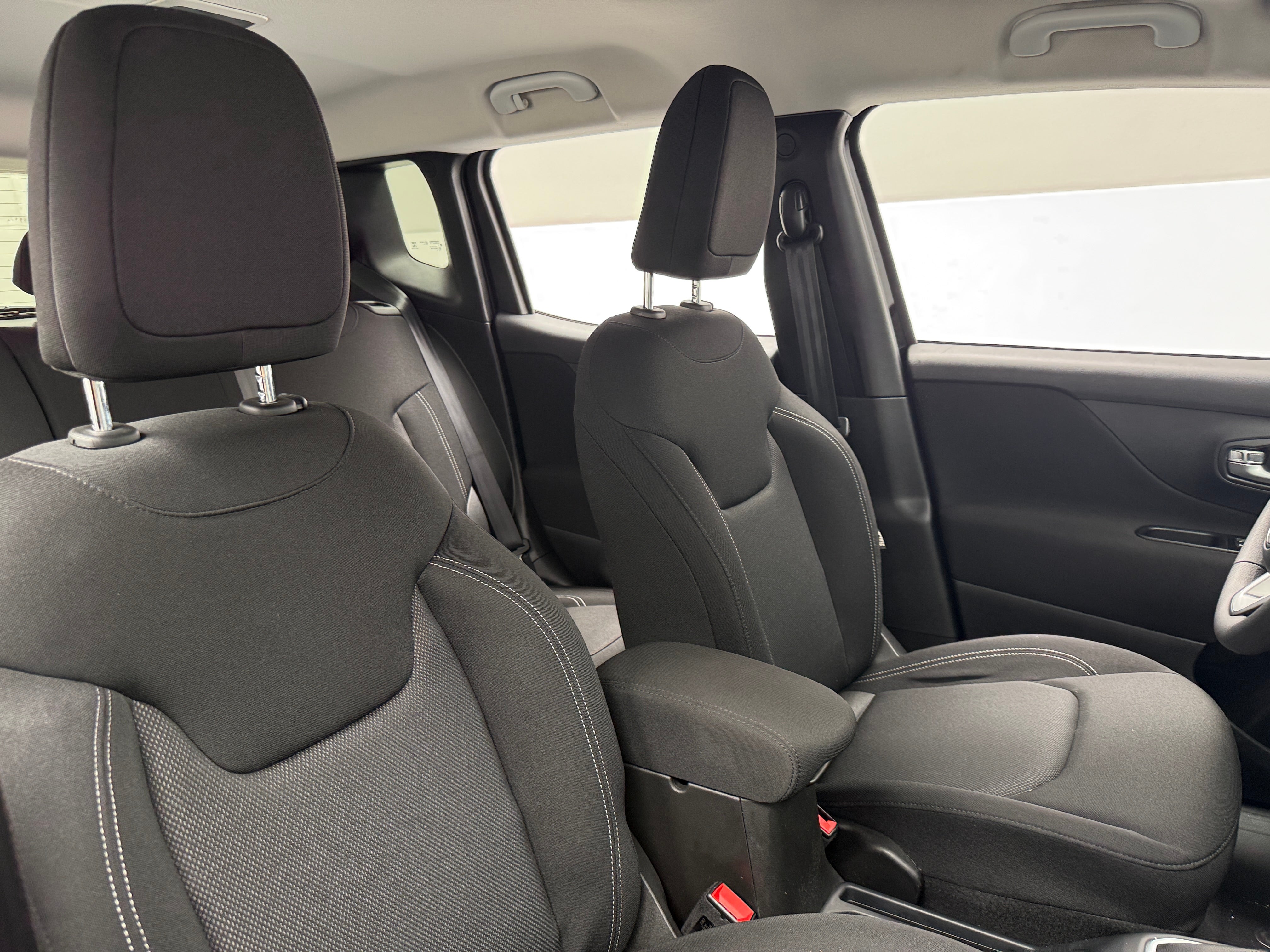 jeep renegade 2021 ZACNJCAB7MPM53789 image jeep renegade 2021 ZACNJCAB7MPM53789 image