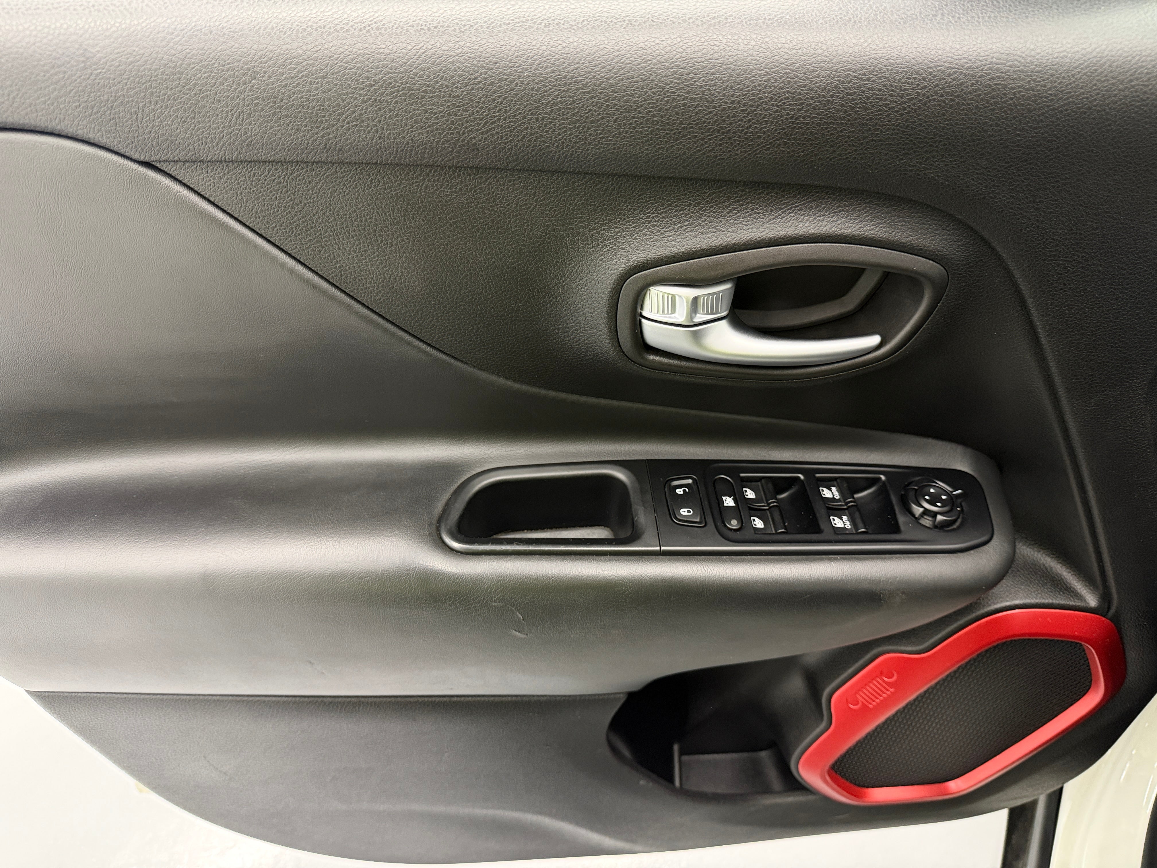 jeep renegade 2020 ZACNJBC17LPL03470 image jeep renegade 2020 ZACNJBC17LPL03470 image