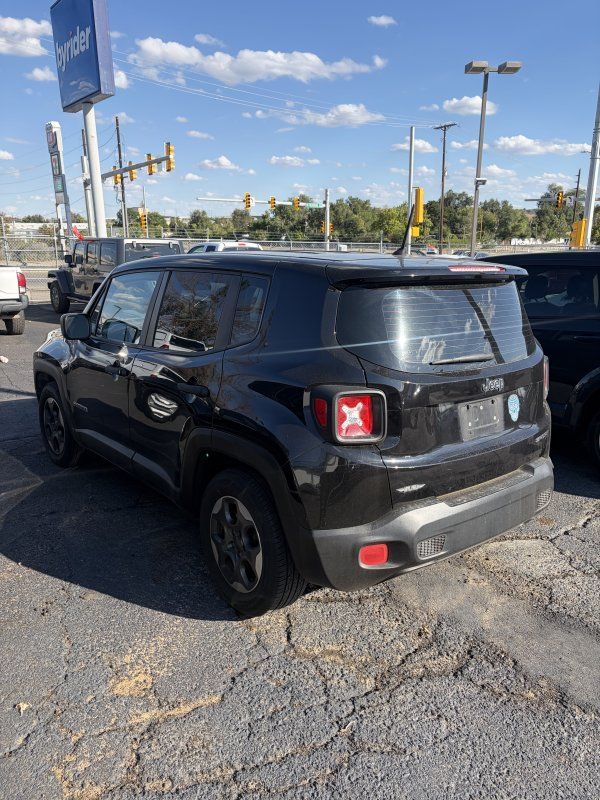 jeep renegade 2015 ZACCJAAT9FPC31572 image jeep renegade 2015 ZACCJAAT9FPC31572 image