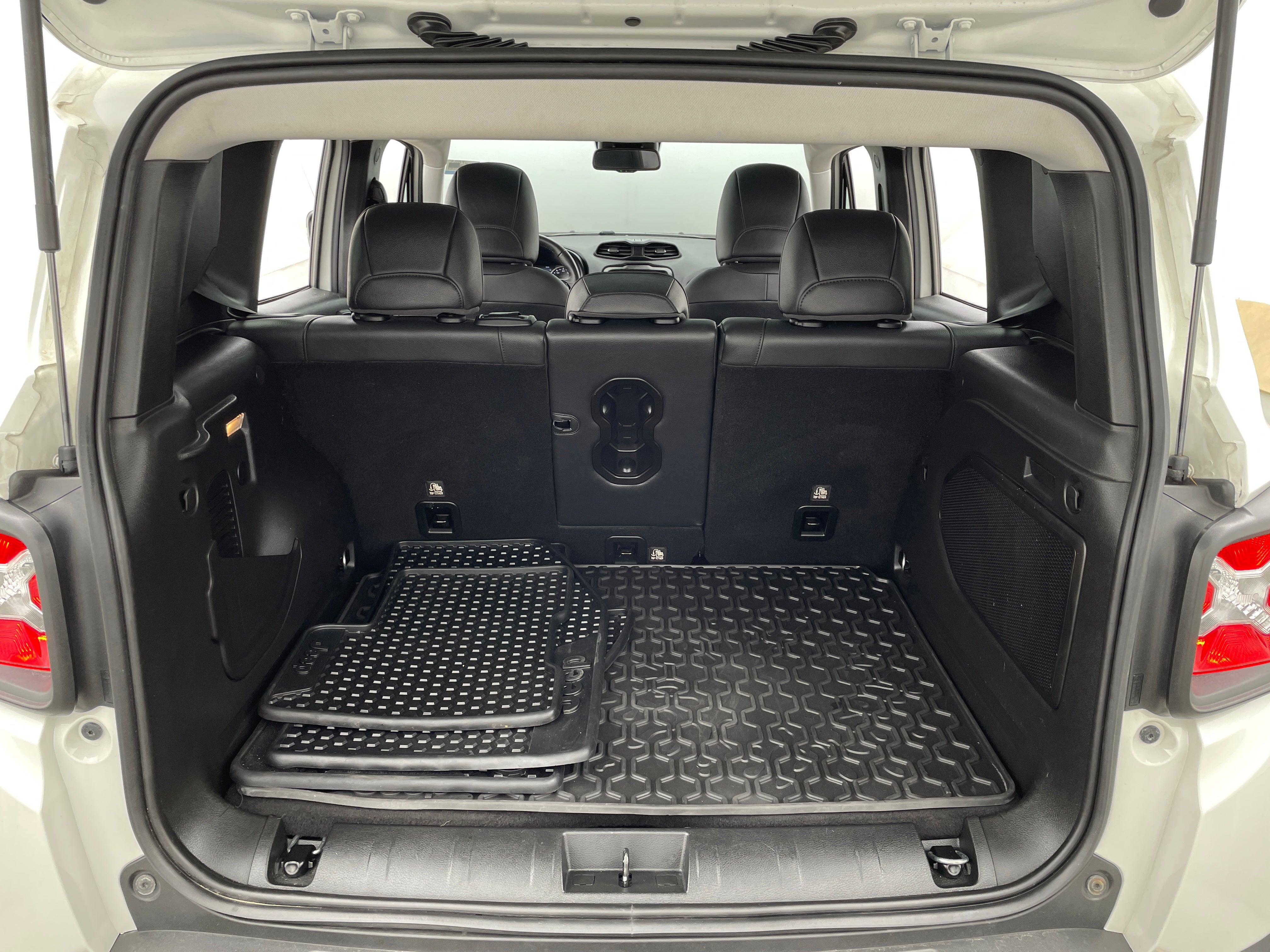 jeep renegade 2022 ZACNJDC18NPN66470 image jeep renegade 2022 ZACNJDC18NPN66470 image