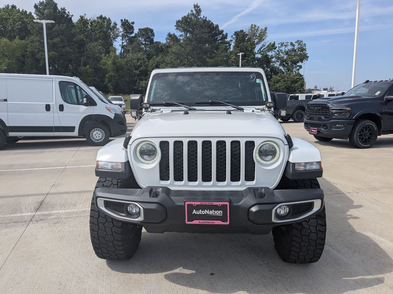 jeep gladiator 2023 1C6HJTAG1PL520477 image jeep gladiator 2023 1C6HJTAG1PL520477 image