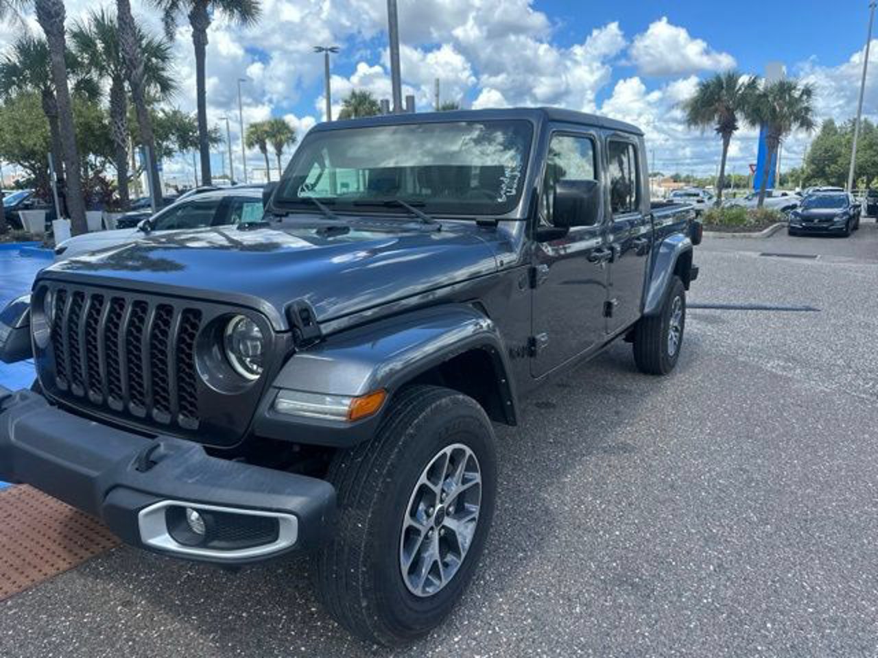 jeep gladiator 2023 1C6HJTAG5PL579547 image jeep gladiator 2023 1C6HJTAG5PL579547 image