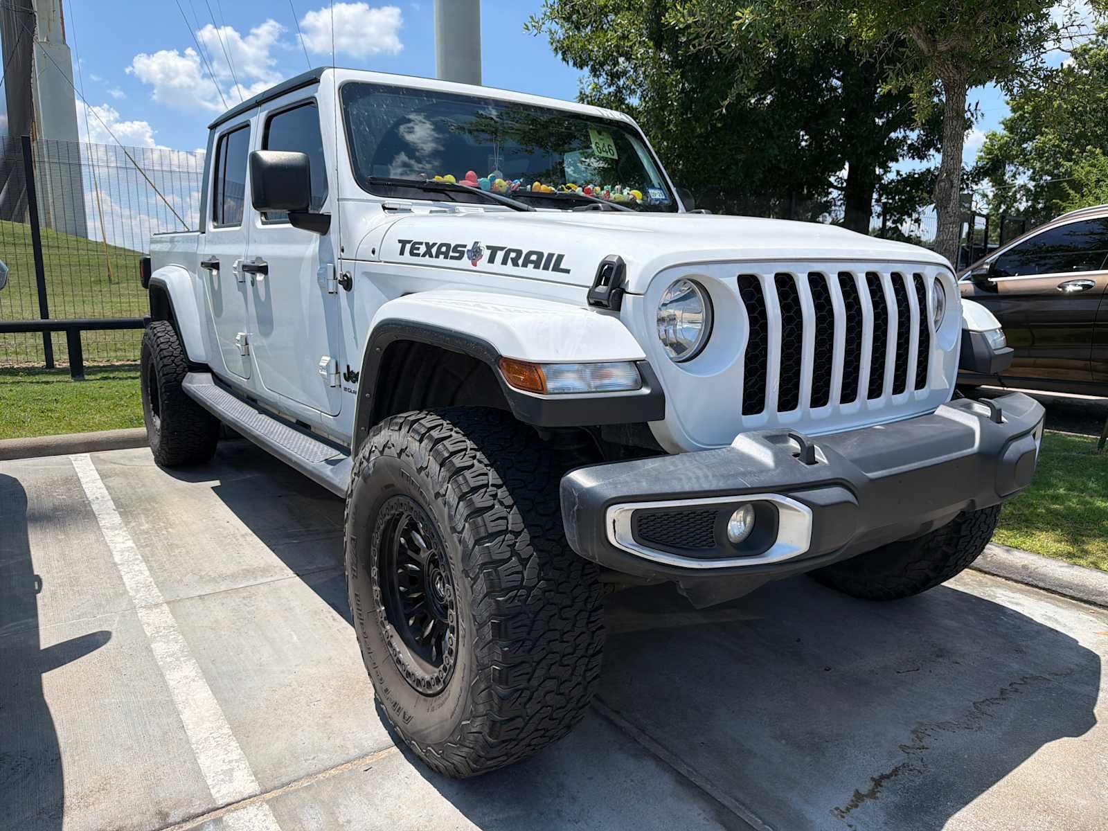 jeep gladiator 2023 1C6HJTAG0PL561327 image jeep gladiator 2023 1C6HJTAG0PL561327 image
