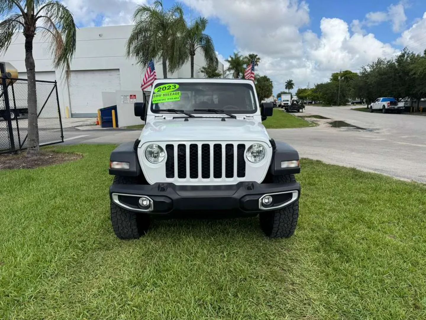 jeep gladiator 2023 1C6HJTAGXPL523409 image jeep gladiator 2023 1C6HJTAGXPL523409 image