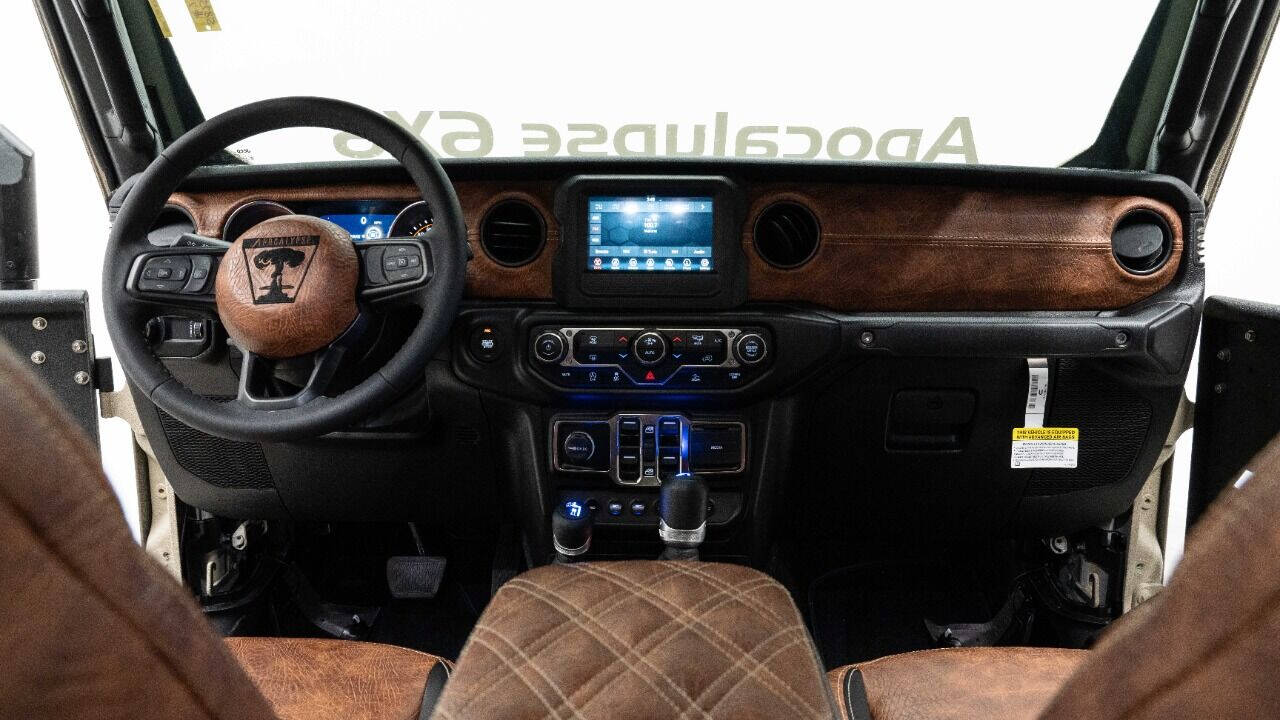 jeep gladiator 2023 1C6JJTAMXPL587585 image jeep gladiator 2023 1C6JJTAMXPL587585 image