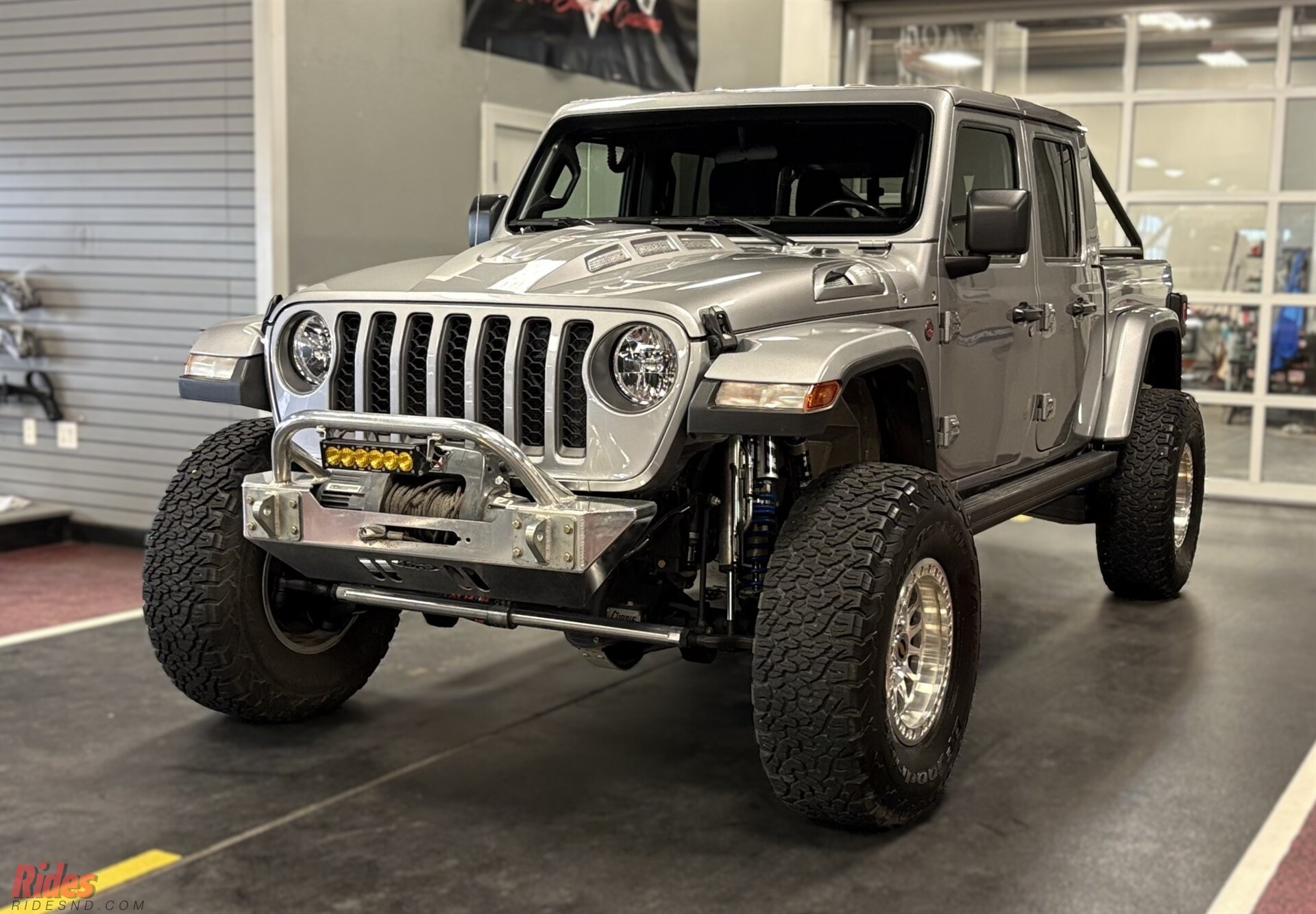 jeep gladiator 2021 1C6JJTBG2ML538885 image jeep gladiator 2021 1C6JJTBG2ML538885 image