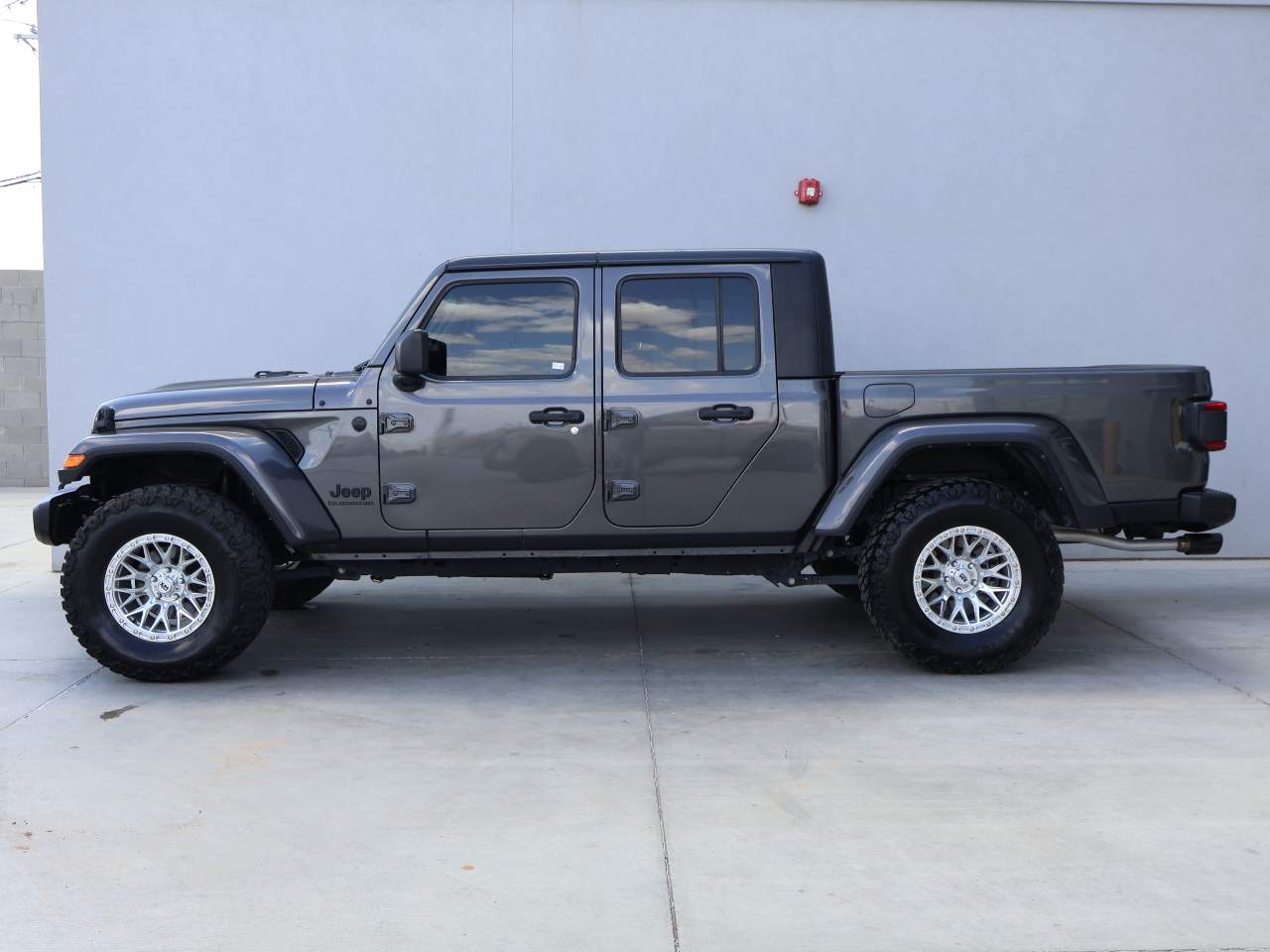 jeep gladiator 2021 1C6HJTAG3ML575881 image jeep gladiator 2021 1C6HJTAG3ML575881 image