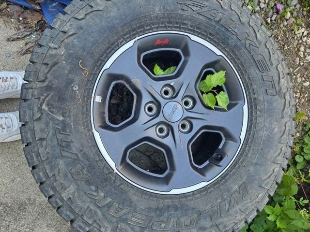 jeep gladiator 2021 1C6JJTBG7ML544228 image jeep gladiator 2021 1C6JJTBG7ML544228 image