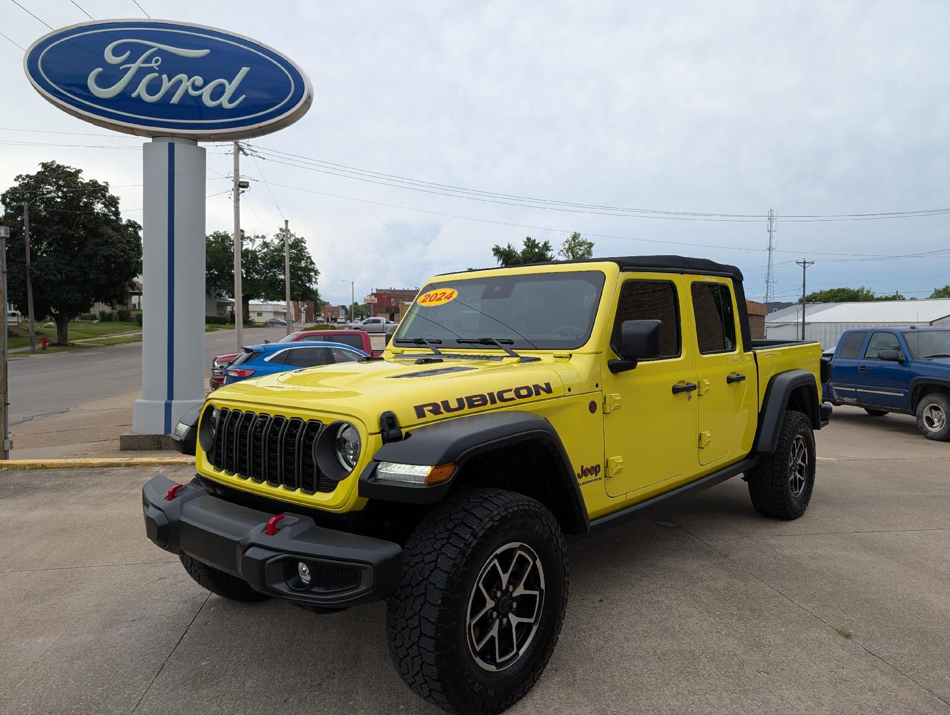 jeep gladiator 2024 1C6JJTBG4RL103941 image jeep gladiator 2024 1C6JJTBG4RL103941 image