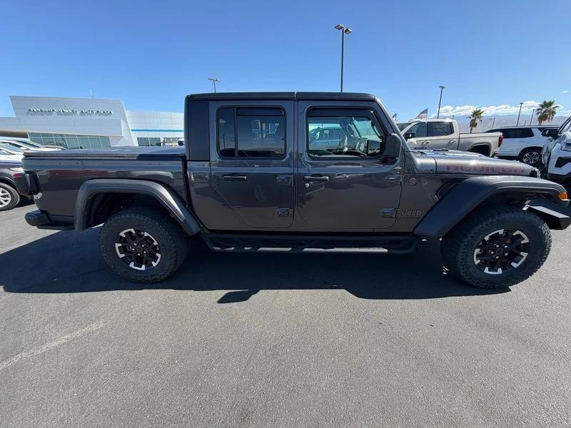 jeep gladiator 2024 1C6JJTBG3RL117765 image jeep gladiator 2024 1C6JJTBG3RL117765 image