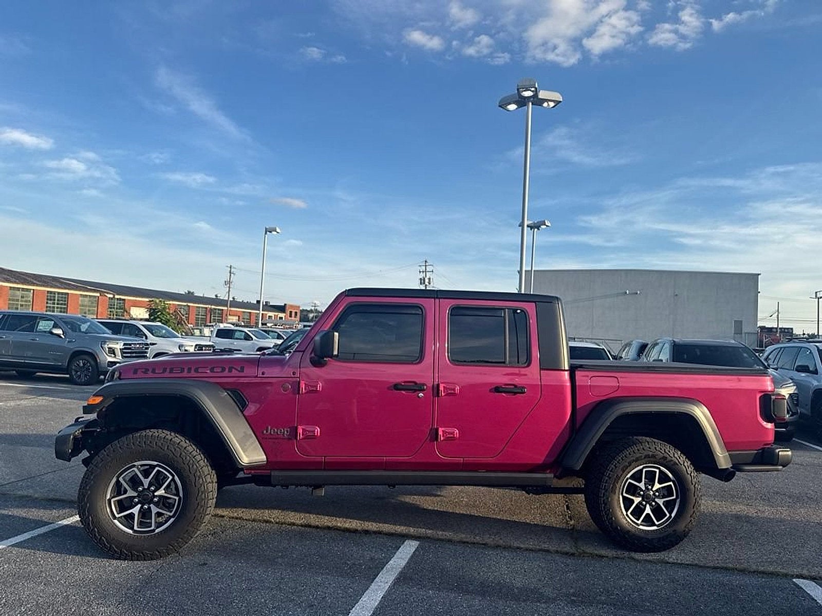 jeep gladiator 2024 1C6JJTBG0RL126990 image jeep gladiator 2024 1C6JJTBG0RL126990 image