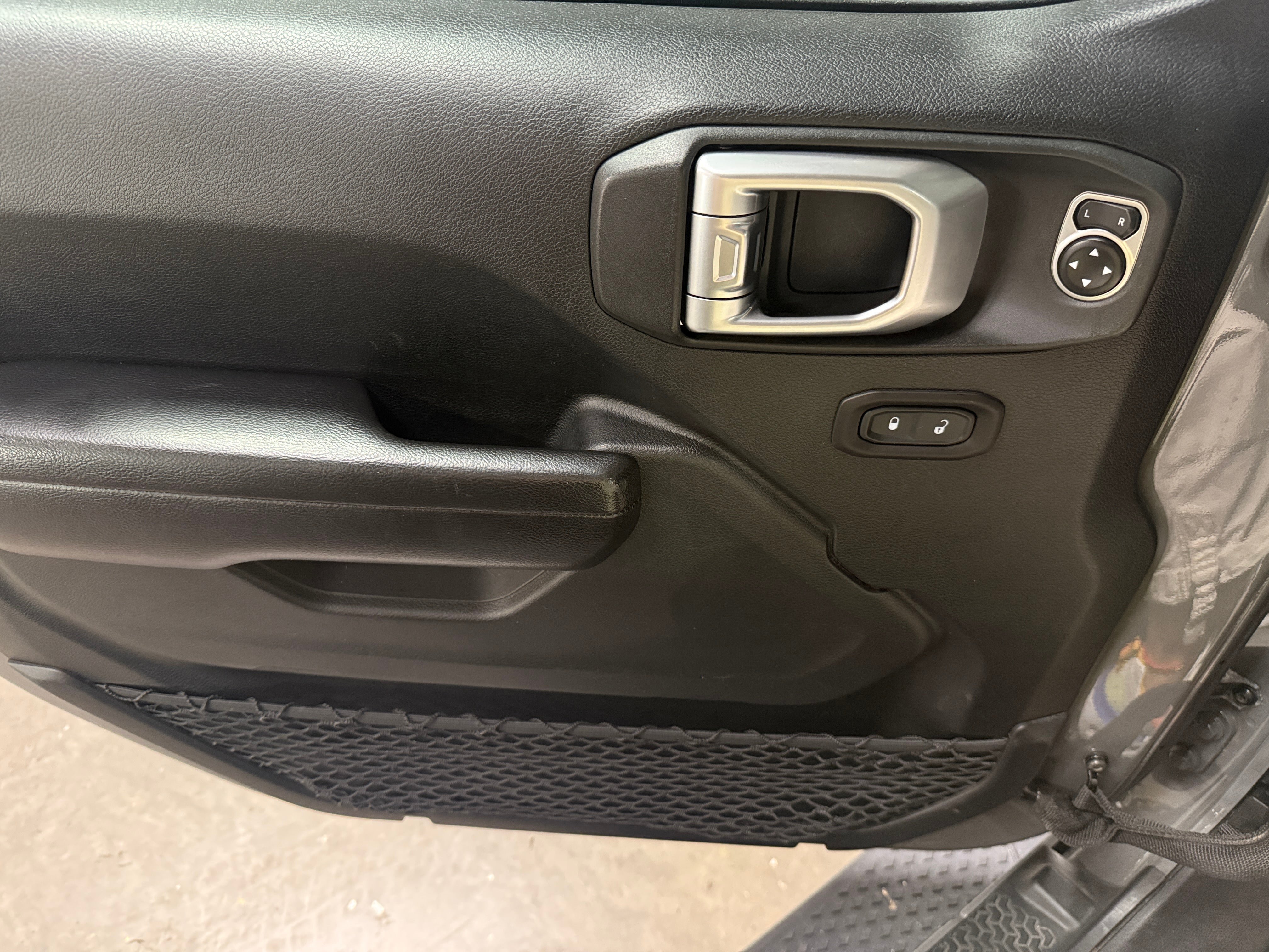 jeep gladiator 2020 1C6HJTAG1LL146706 image jeep gladiator 2020 1C6HJTAG1LL146706 image