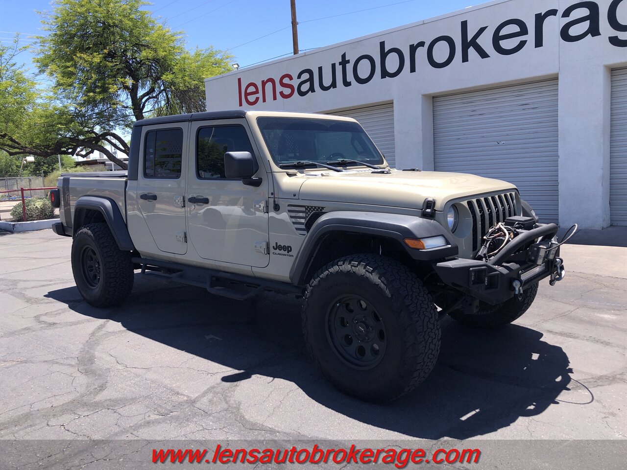 jeep gladiator 2020 1C6HJTAG5LL165792 image jeep gladiator 2020 1C6HJTAG5LL165792 image