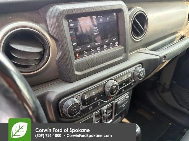 jeep gladiator 2020 1C6HJTAG5LL158714 image jeep gladiator 2020 1C6HJTAG5LL158714 image
