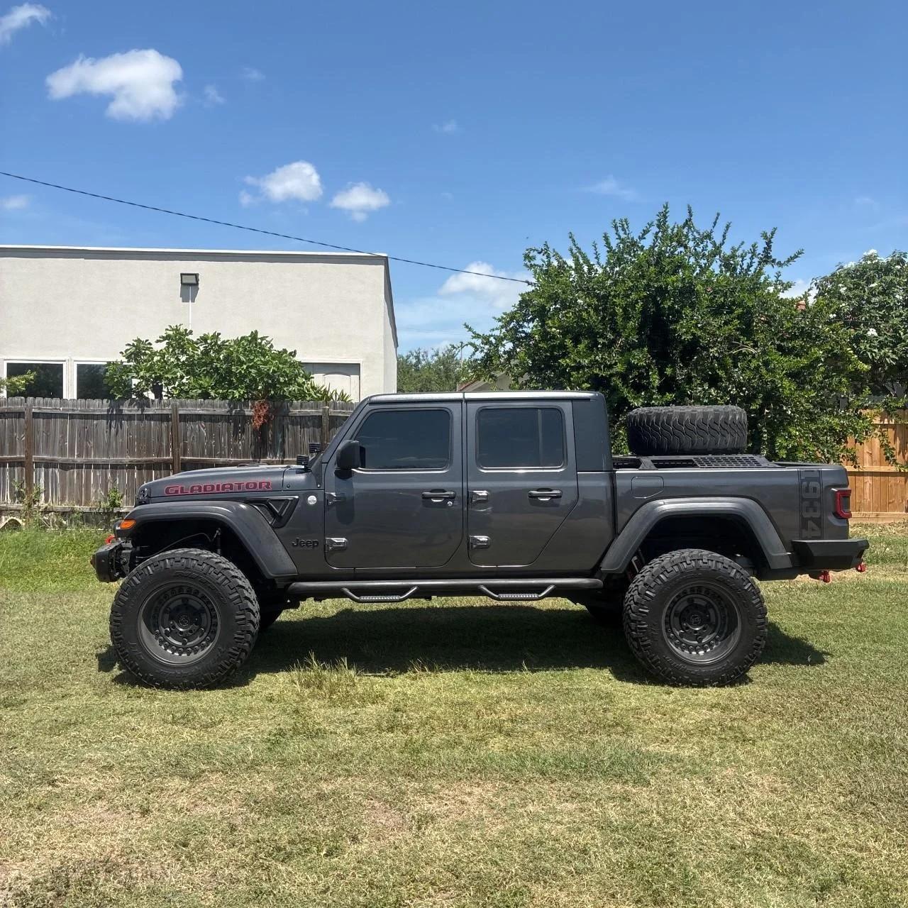 jeep gladiator 2020 1C6HJTAG8LL142569 image jeep gladiator 2020 1C6HJTAG8LL142569 image