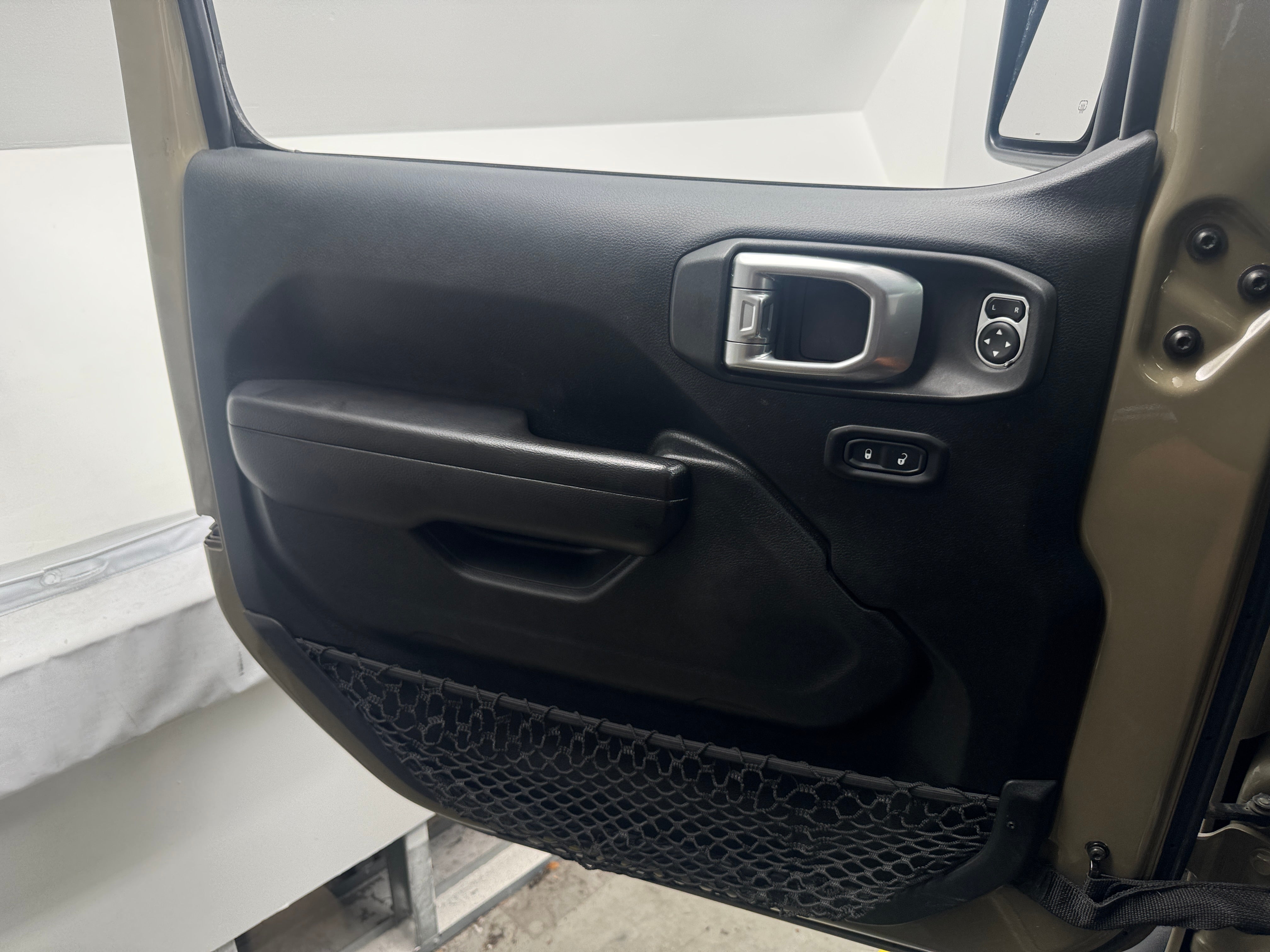 jeep gladiator 2020 1C6HJTAG9LL195457 image jeep gladiator 2020 1C6HJTAG9LL195457 image