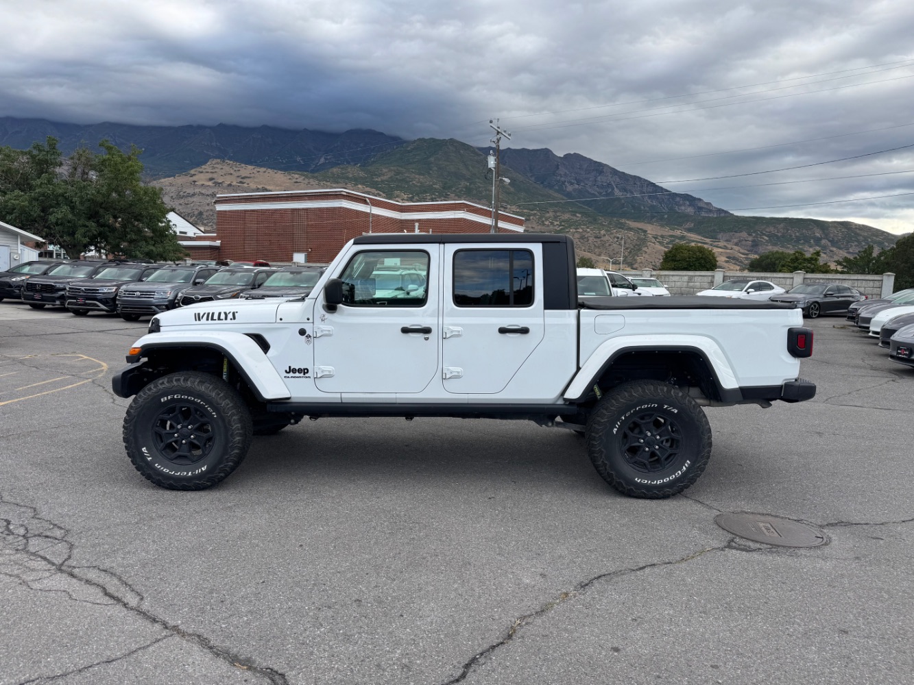 jeep gladiator 2022 1C6HJTAG5NL139048 image jeep gladiator 2022 1C6HJTAG5NL139048 image