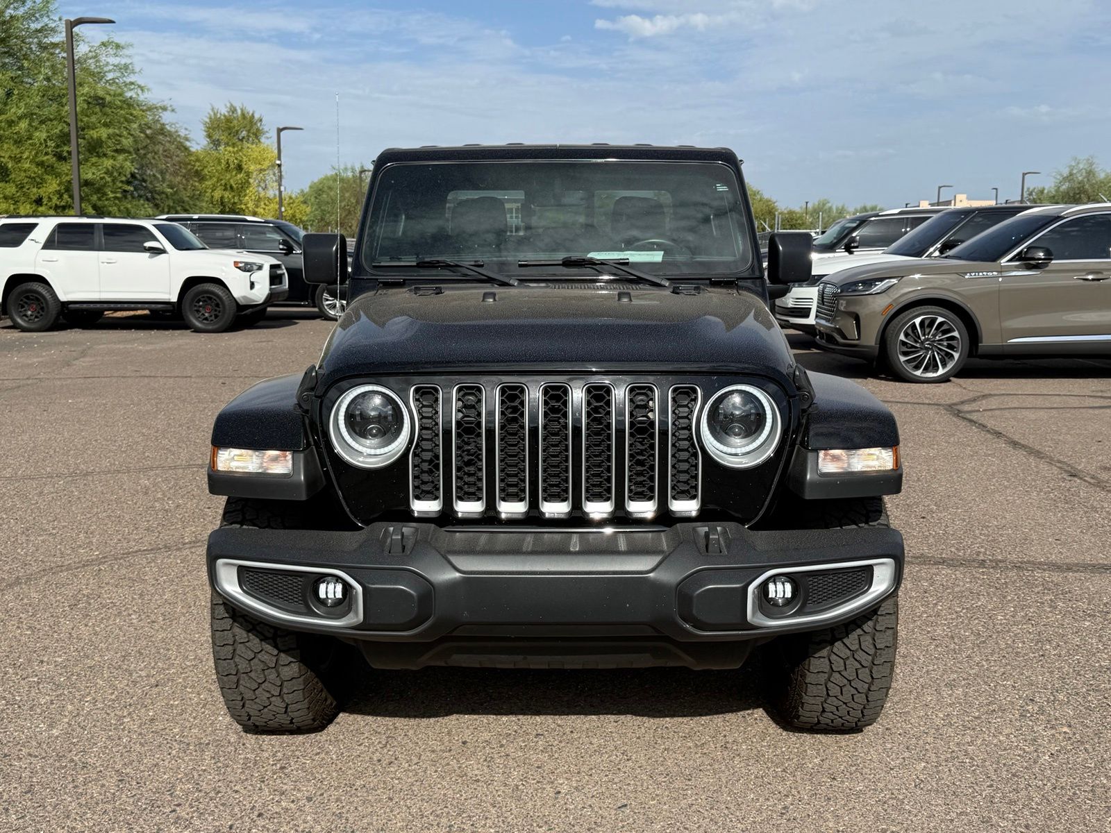 jeep gladiator 2022 1C6HJTFG4NL136506 image jeep gladiator 2022 1C6HJTFG4NL136506 image
