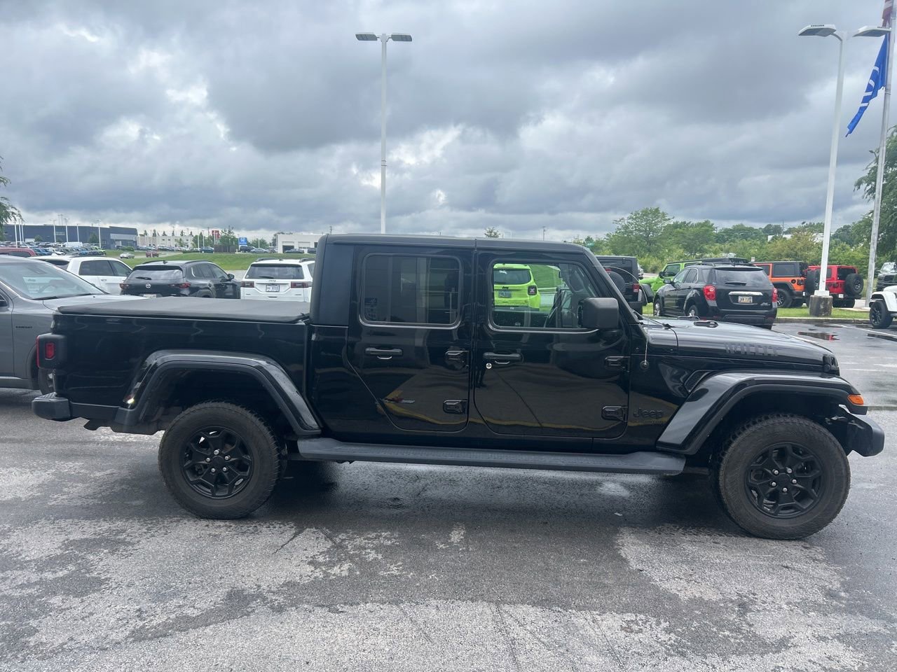 jeep gladiator 2022 1C6JJTAM8NL129556 image jeep gladiator 2022 1C6JJTAM8NL129556 image