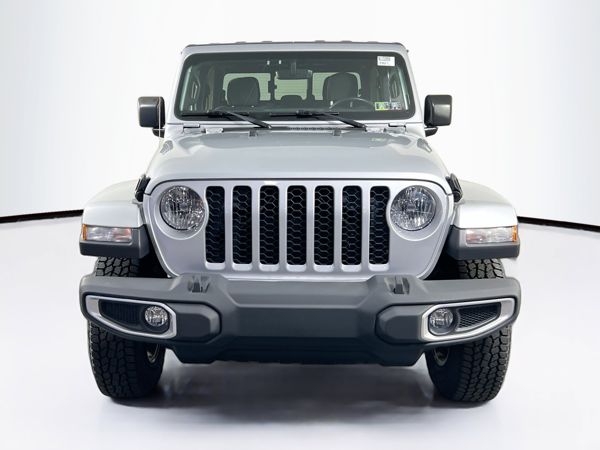 jeep gladiator 2022 1C6HJTAG5NL132858 image jeep gladiator 2022 1C6HJTAG5NL132858 image