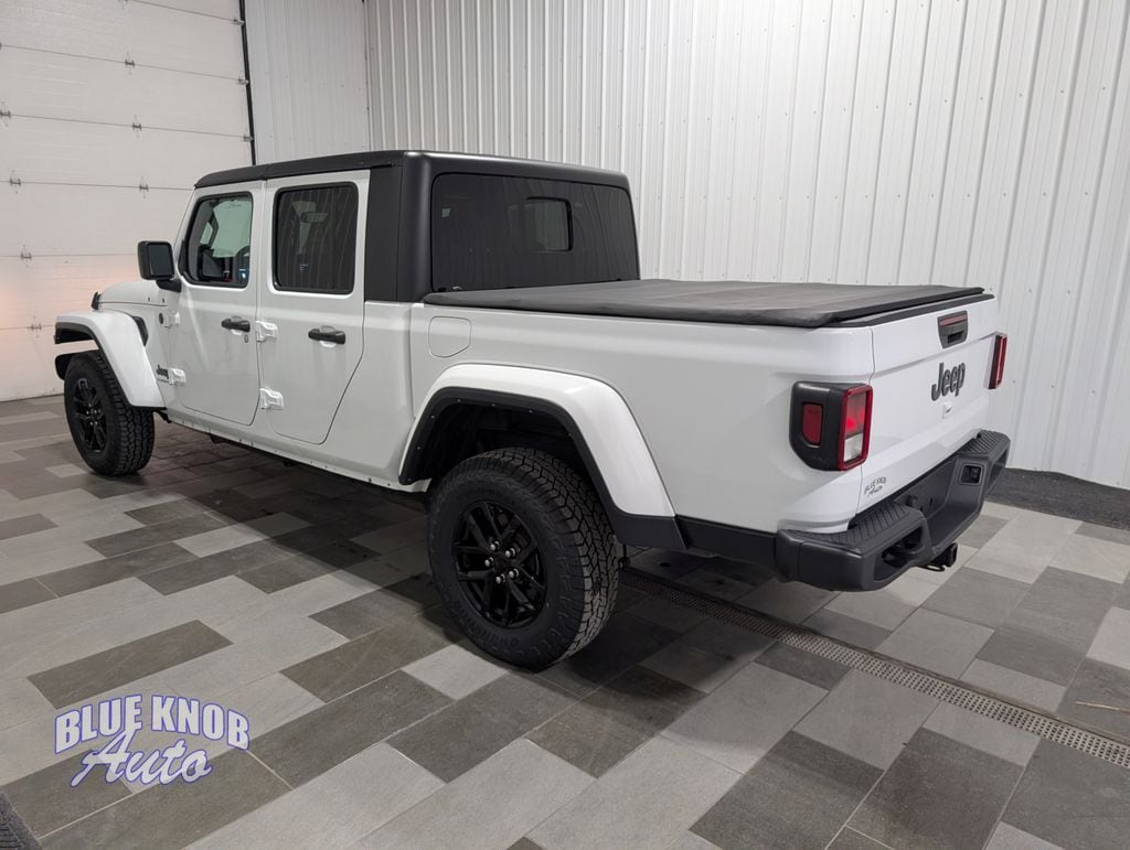 jeep gladiator 2022 1C6HJTAG5NL136621 image jeep gladiator 2022 1C6HJTAG5NL136621 image
