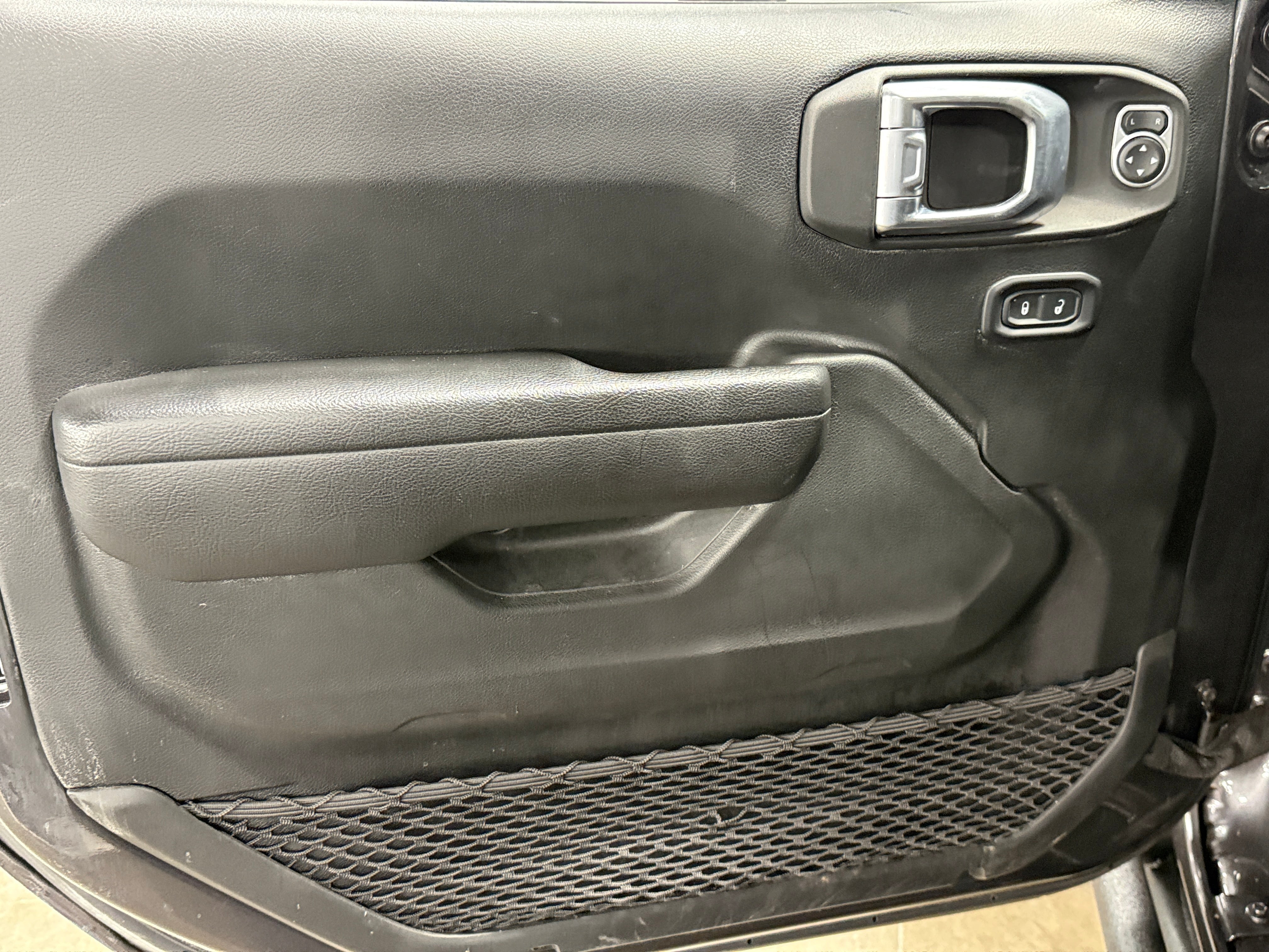 jeep gladiator 2022 1C6JJTAG3NL155914 image jeep gladiator 2022 1C6JJTAG3NL155914 image
