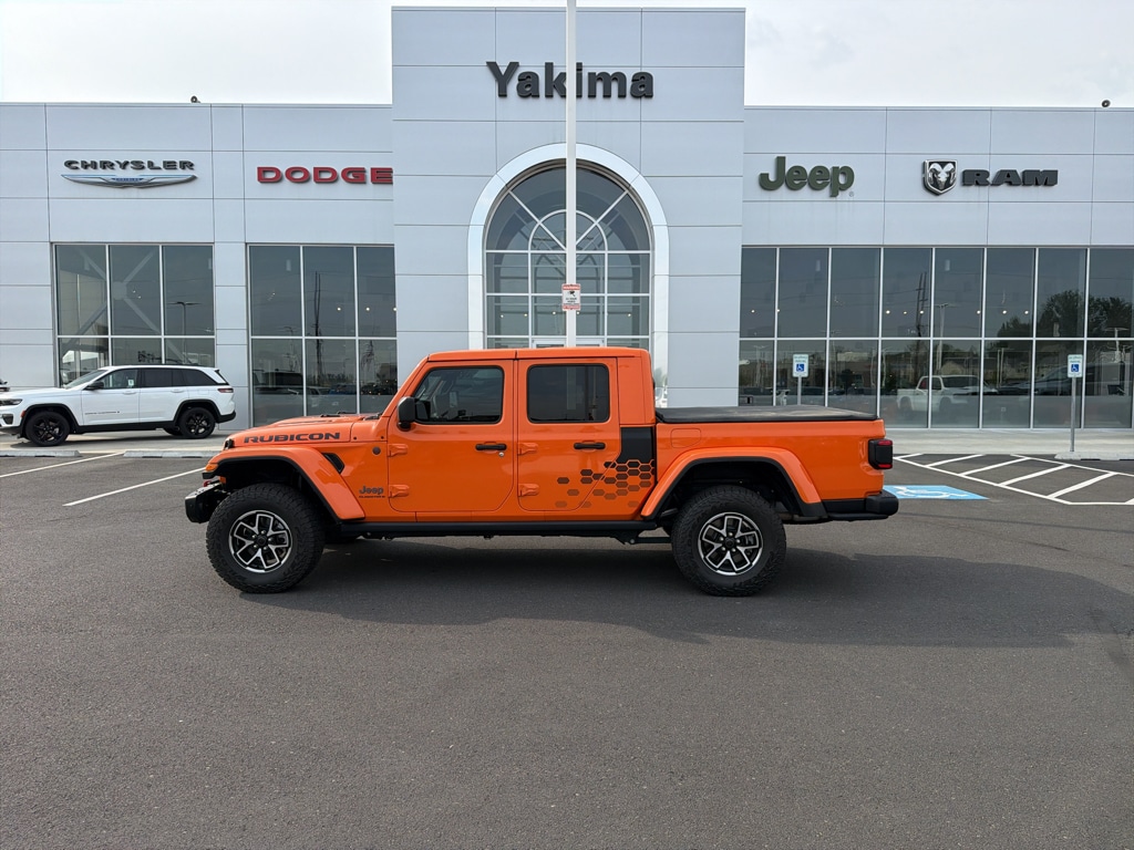 jeep gladiator 2025 1C6RJTBG2SL523156 image jeep gladiator 2025 1C6RJTBG2SL523156 image