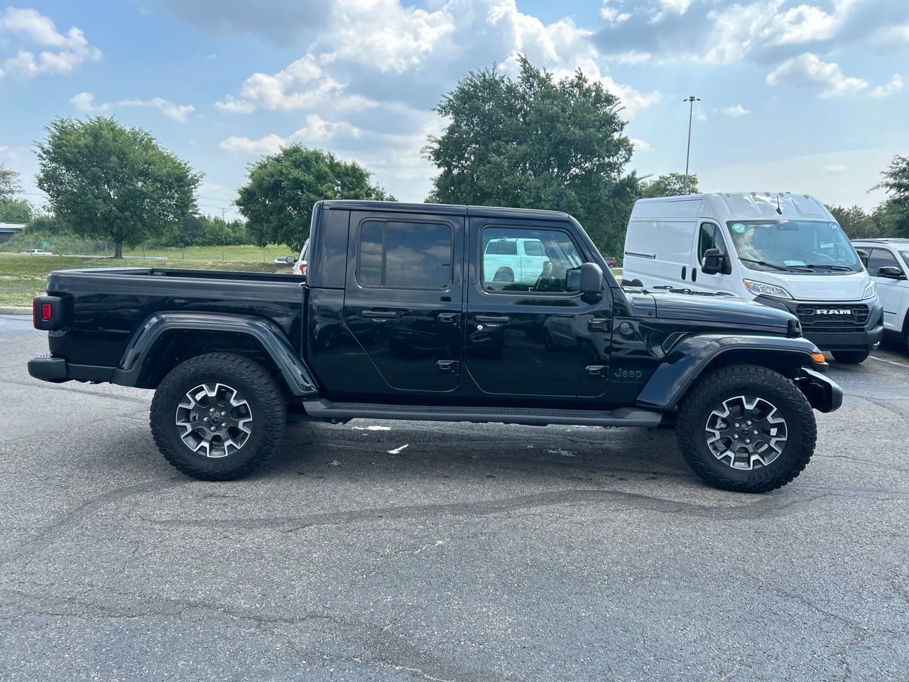 jeep gladiator 2025 1C6RJTAG8SL521526 image jeep gladiator 2025 1C6RJTAG8SL521526 image