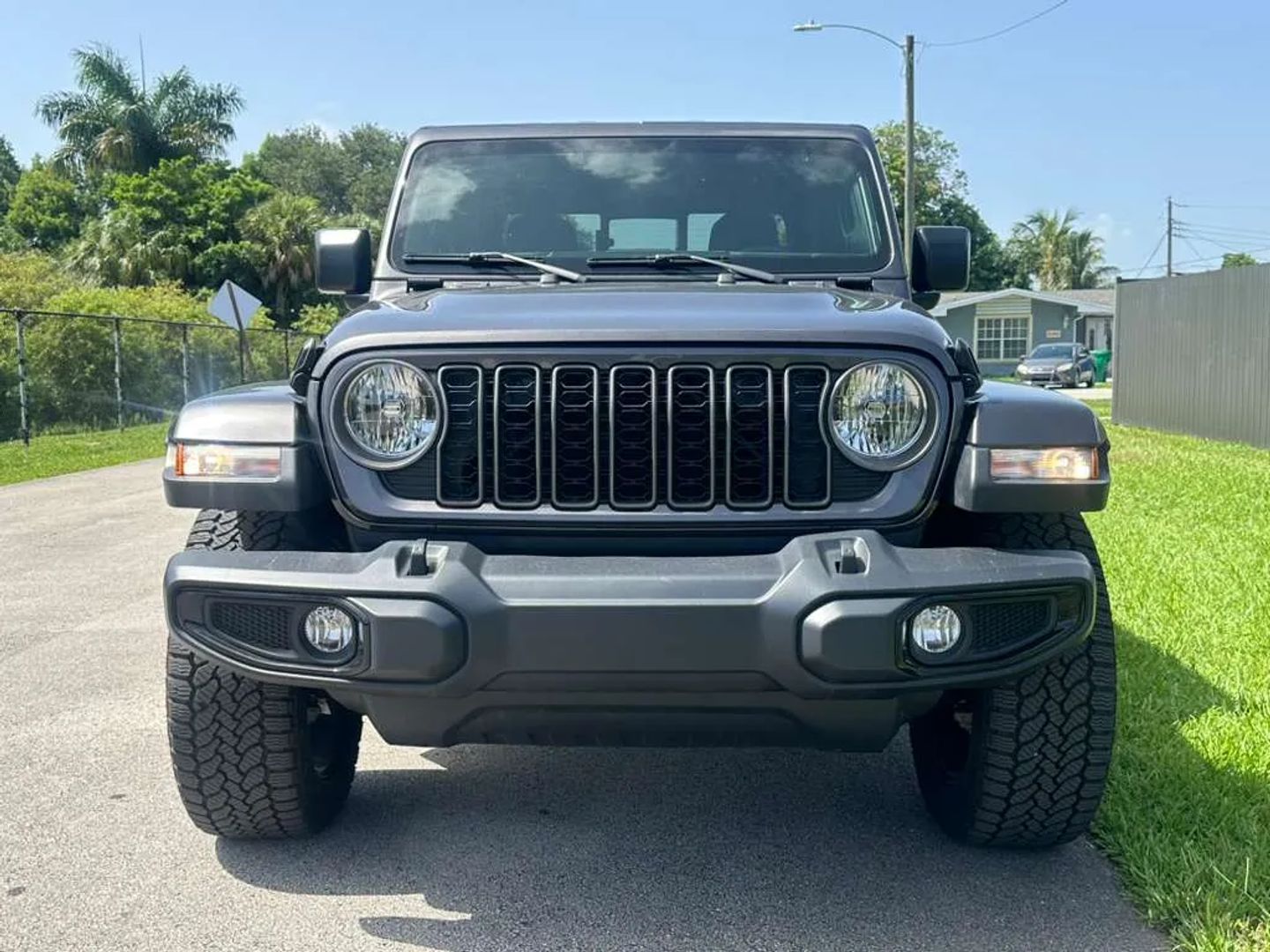 jeep gladiator 2025 1C6PJTAG8SL500750 image jeep gladiator 2025 1C6PJTAG8SL500750 image