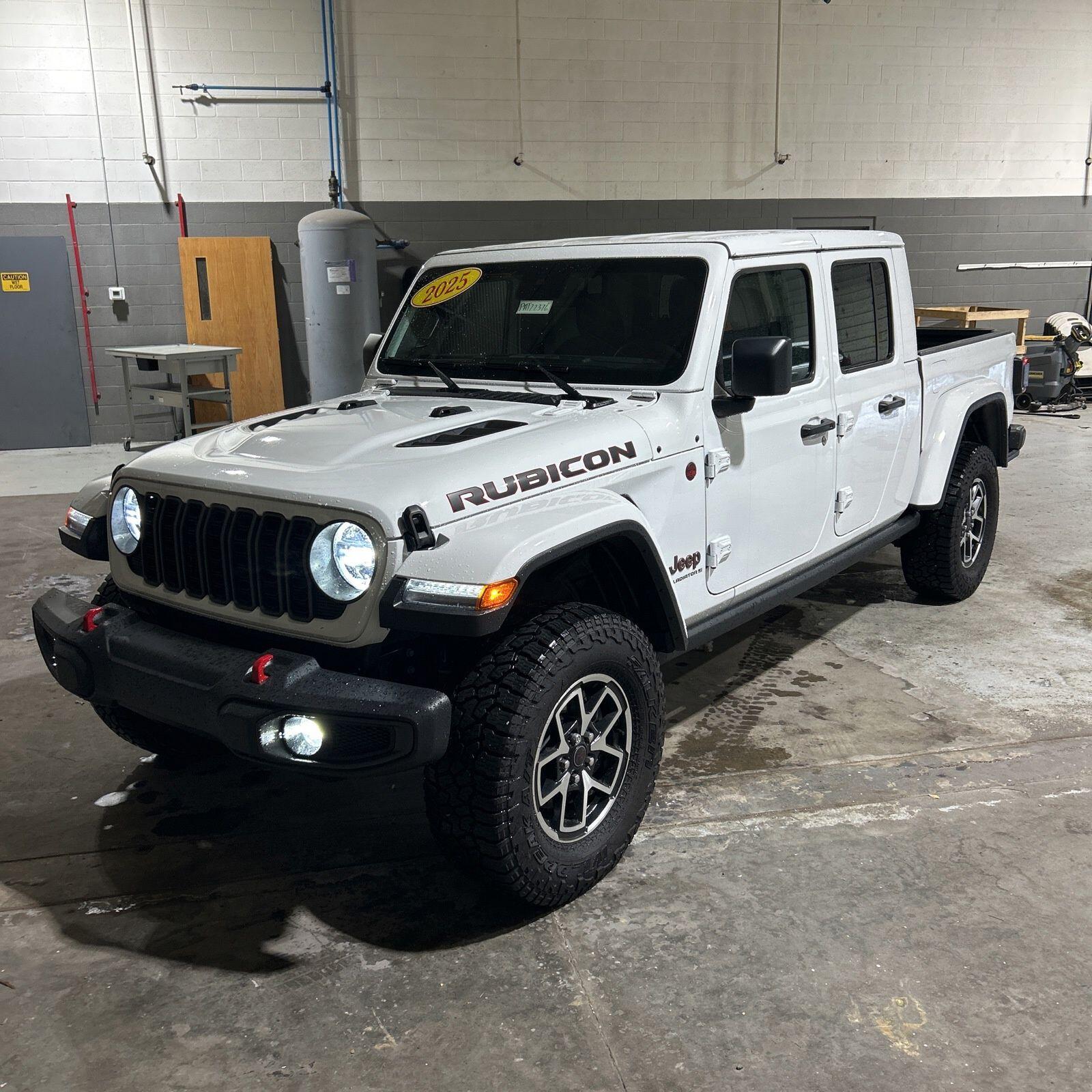 jeep gladiator 2025 1C6RJTBG9SL539354 image jeep gladiator 2025 1C6RJTBG9SL539354 image