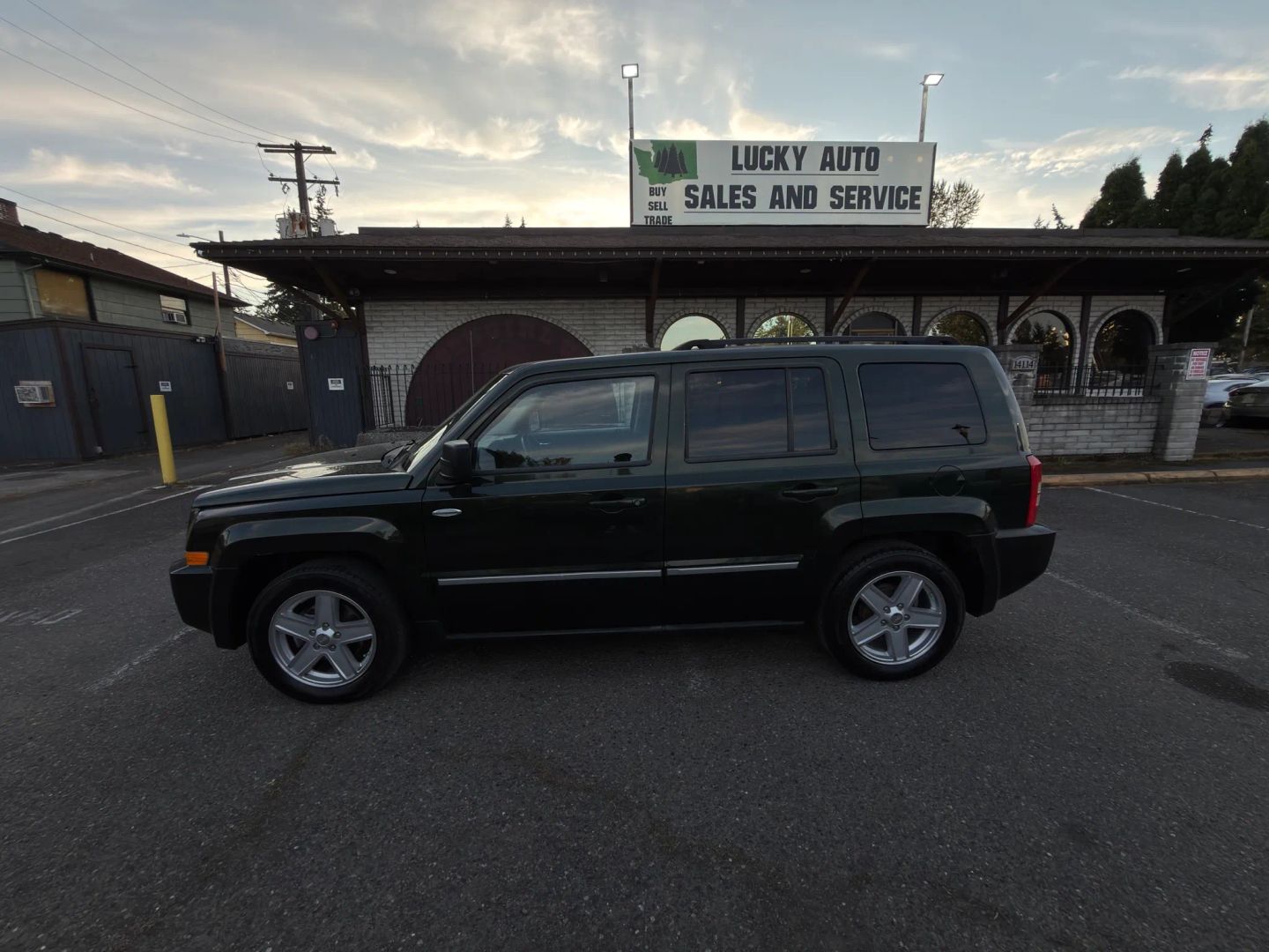 jeep patriot 2010 1J4NT1GB5AD635830 image jeep patriot 2010 1J4NT1GB5AD635830 image