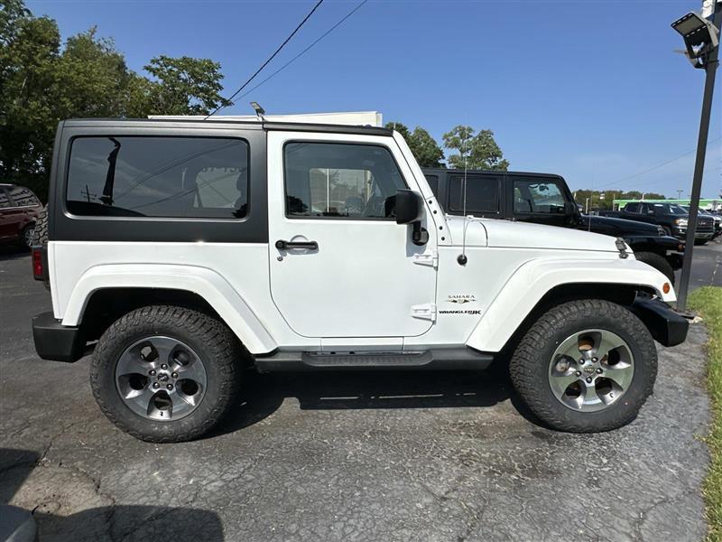 jeep wrangler 2018 1C4AJWBG5JL903064 image jeep wrangler 2018 1C4AJWBG5JL903064 image