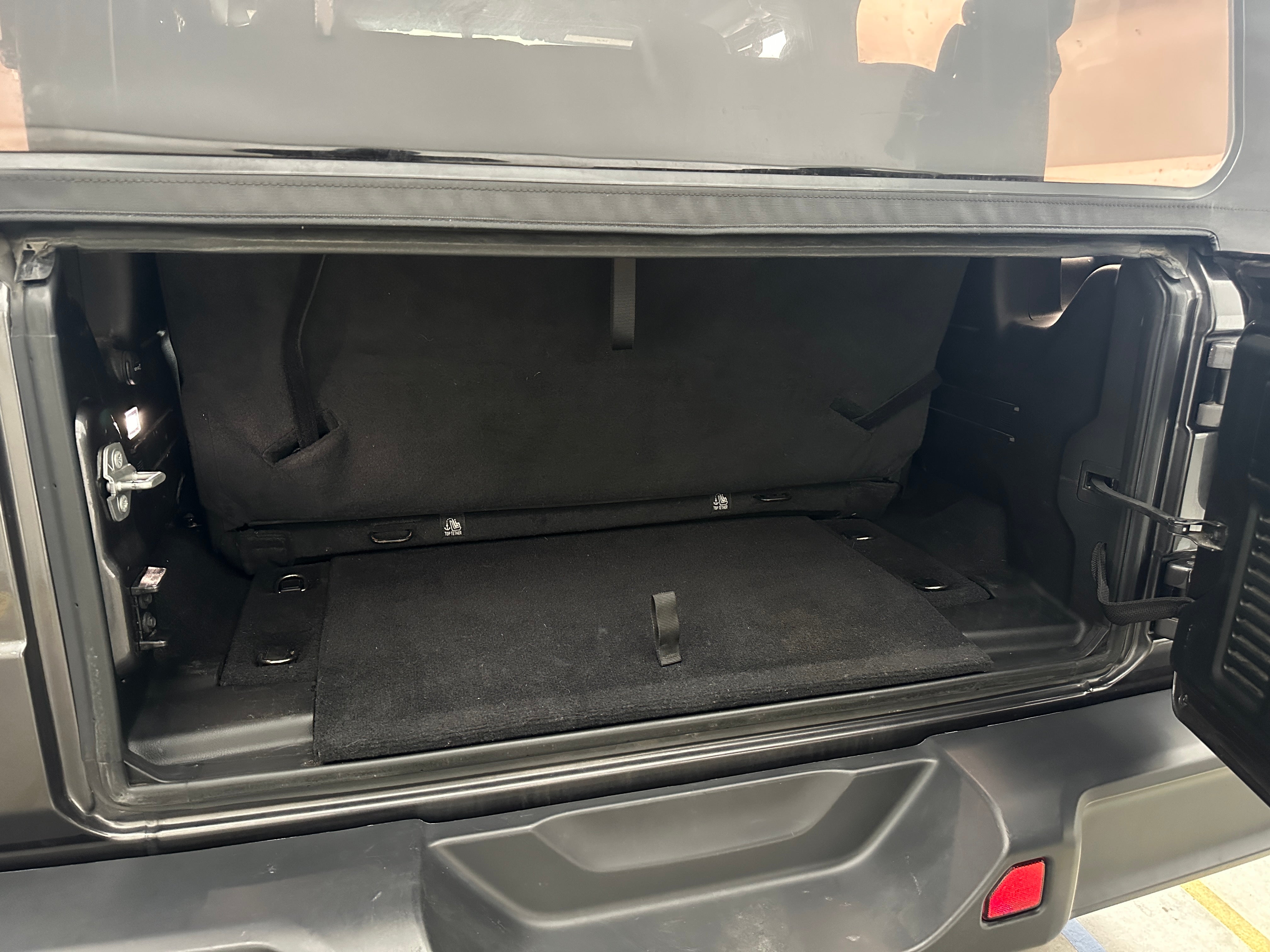 jeep wrangler 2021 1C4HJXCG0MW547905 image