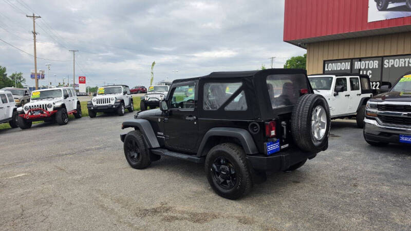 jeep wrangler 2013 1C4AJWAG2DL686661 image jeep wrangler 2013 1C4AJWAG2DL686661 image