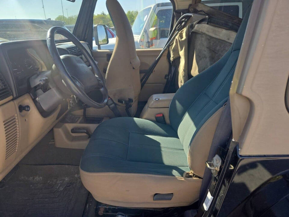 jeep wrangler 2000 1J4FA59S3YP770148 image jeep wrangler 2000 1J4FA59S3YP770148 image