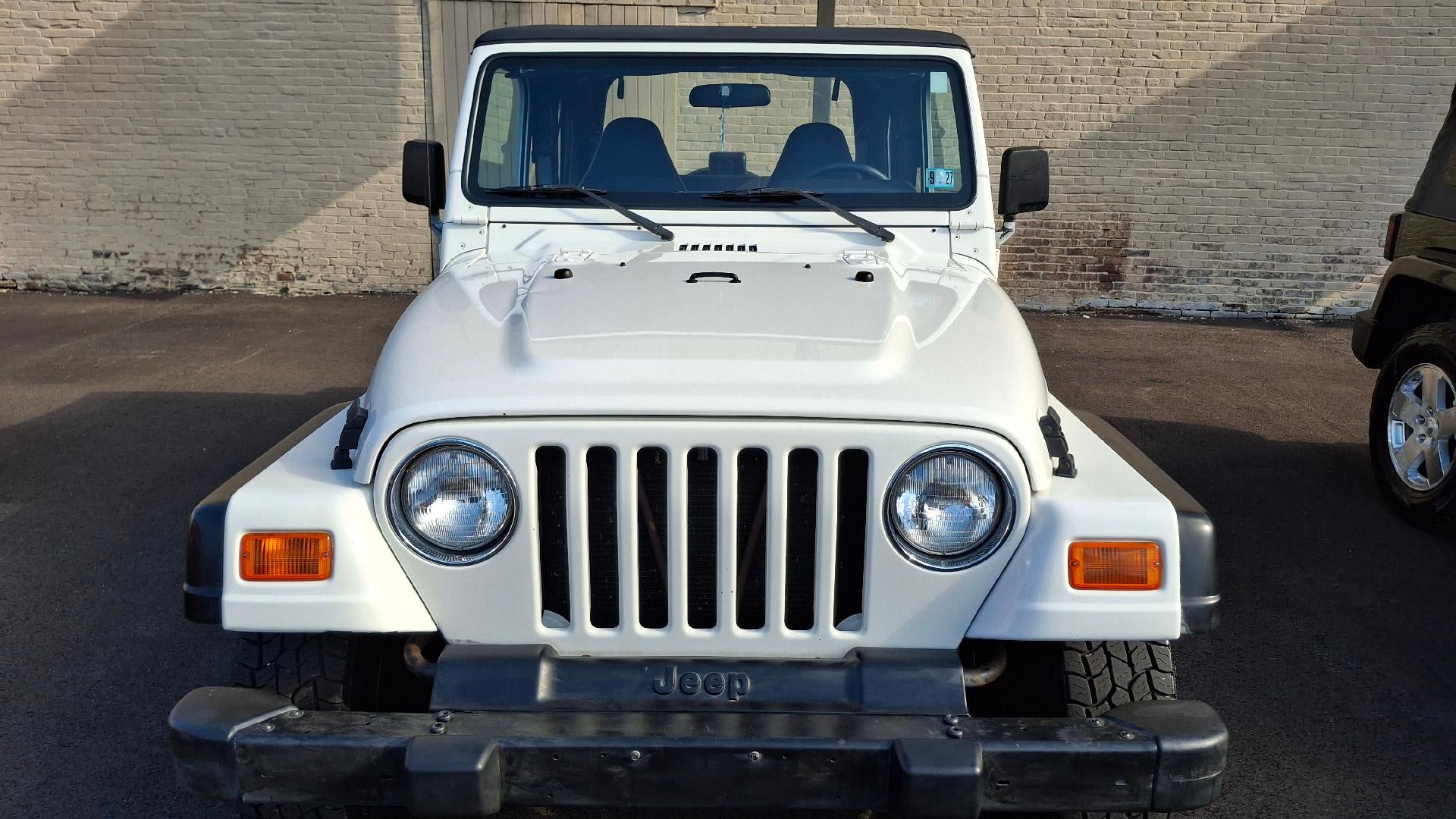 jeep wrangler 2001 1J4FA49S21P329028 image jeep wrangler 2001 1J4FA49S21P329028 image