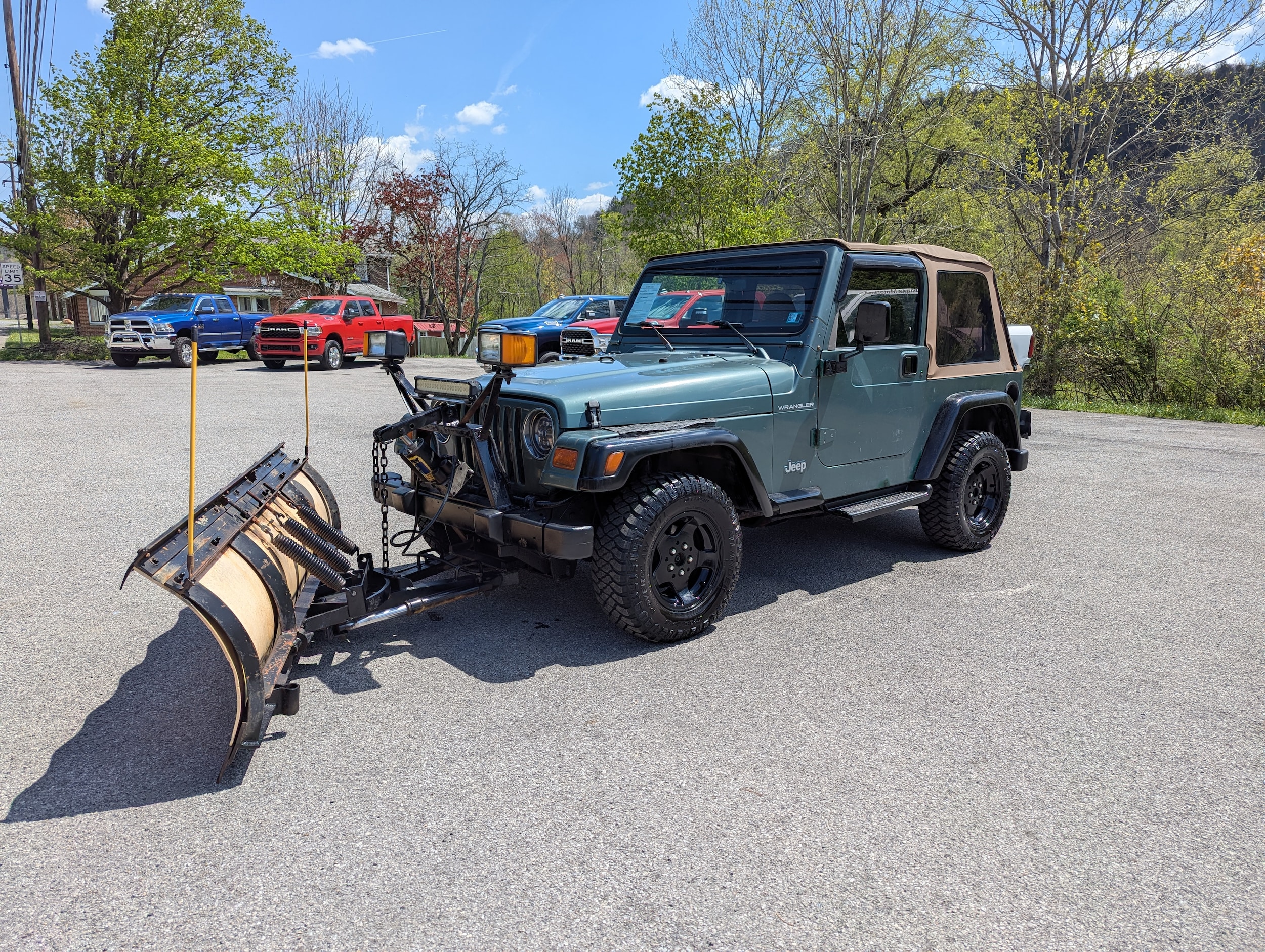 Jeep Wrangler 1999 1J4FY29P8XP422303 image Jeep Wrangler 1999 1J4FY29P8XP422303 image