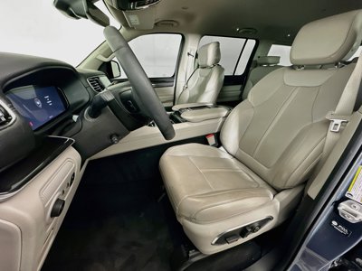 jeep wagoneer 2023 1C4SJVAP7PS570011 image jeep wagoneer 2023 1C4SJVAP7PS570011 image